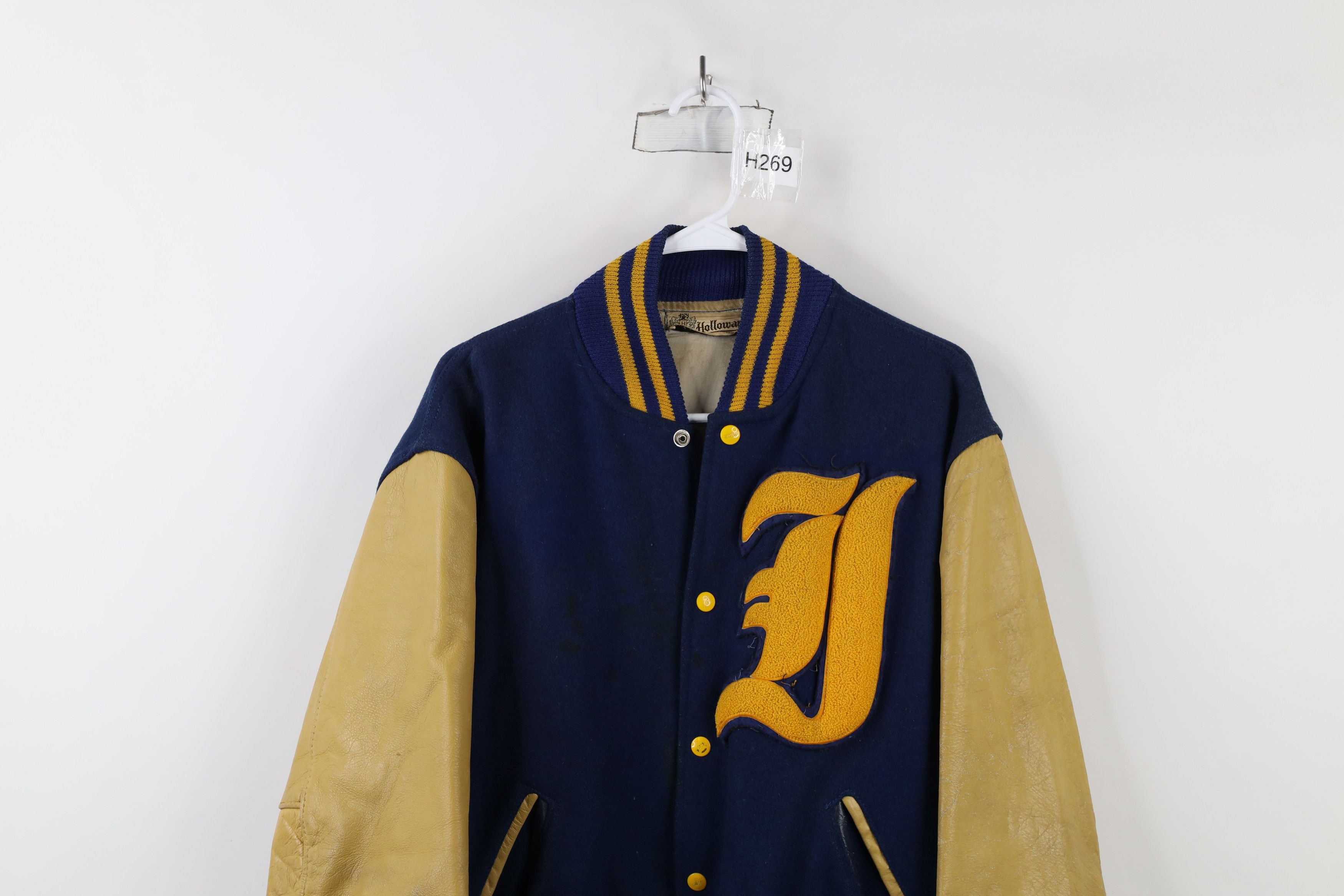 Vintage Vintage 70s Streetwear Leather Varsity Letterman Jacket USA Size US XL / EU 56 / 4 - 2 Thumbnail