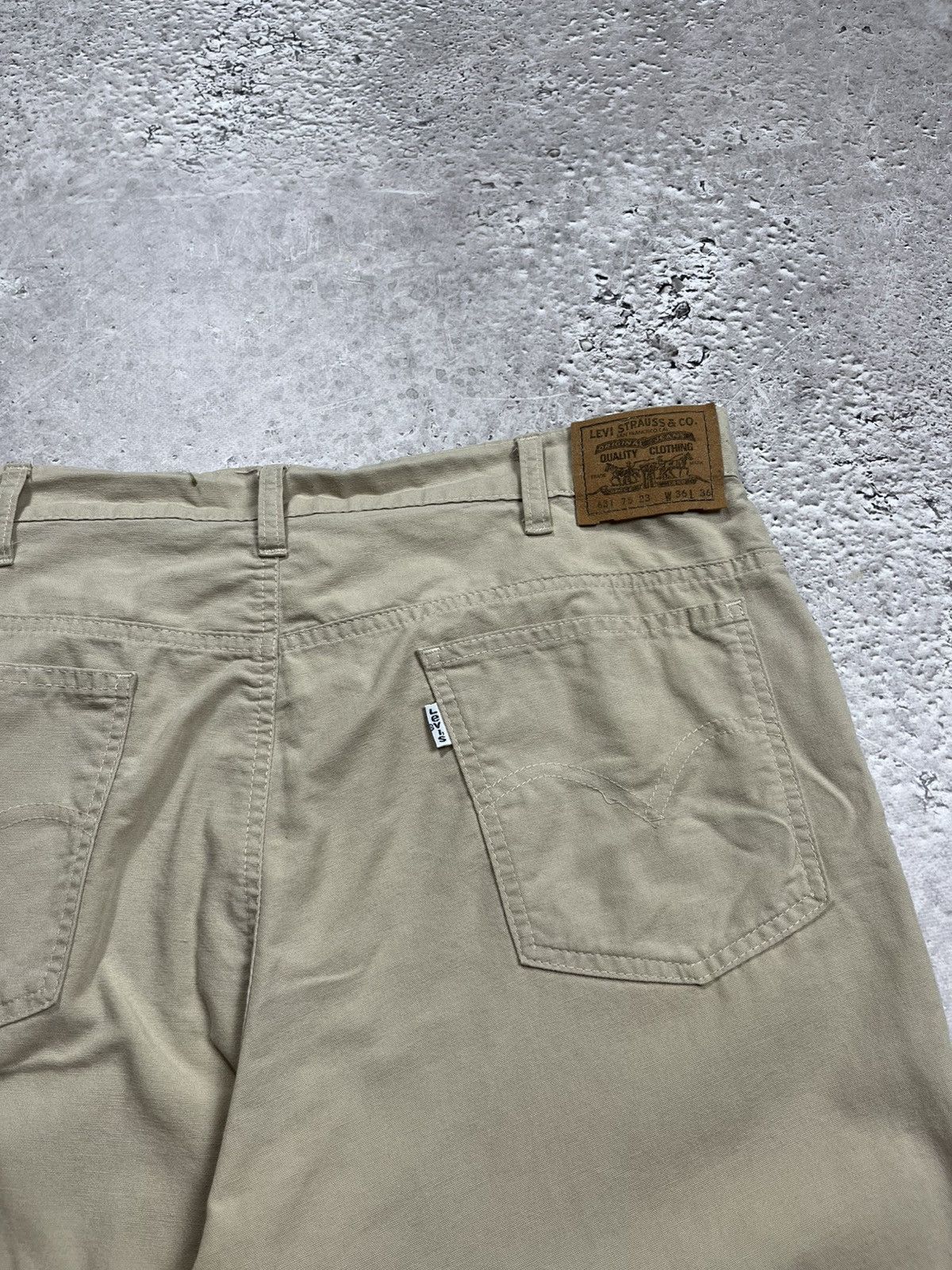 Levi's Vintage Levi’s 631 Beige Pants Made in Italy W36 L36 Size US 36 / EU 52 - 6 Thumbnail