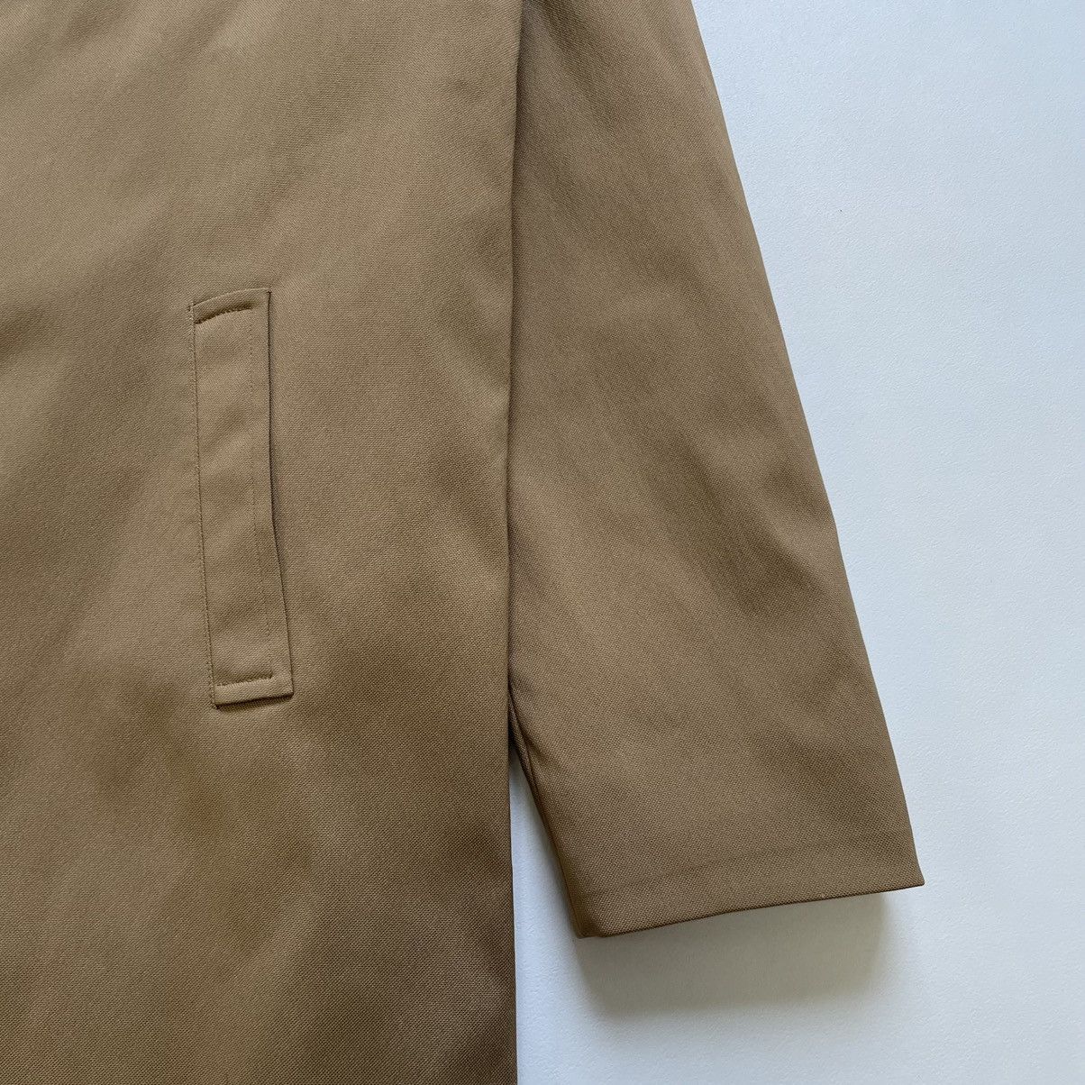 Prada Mid 2000s Tan Nylon Mac Jacket Size US L / EU 52-54 / 3 - 9 Thumbnail