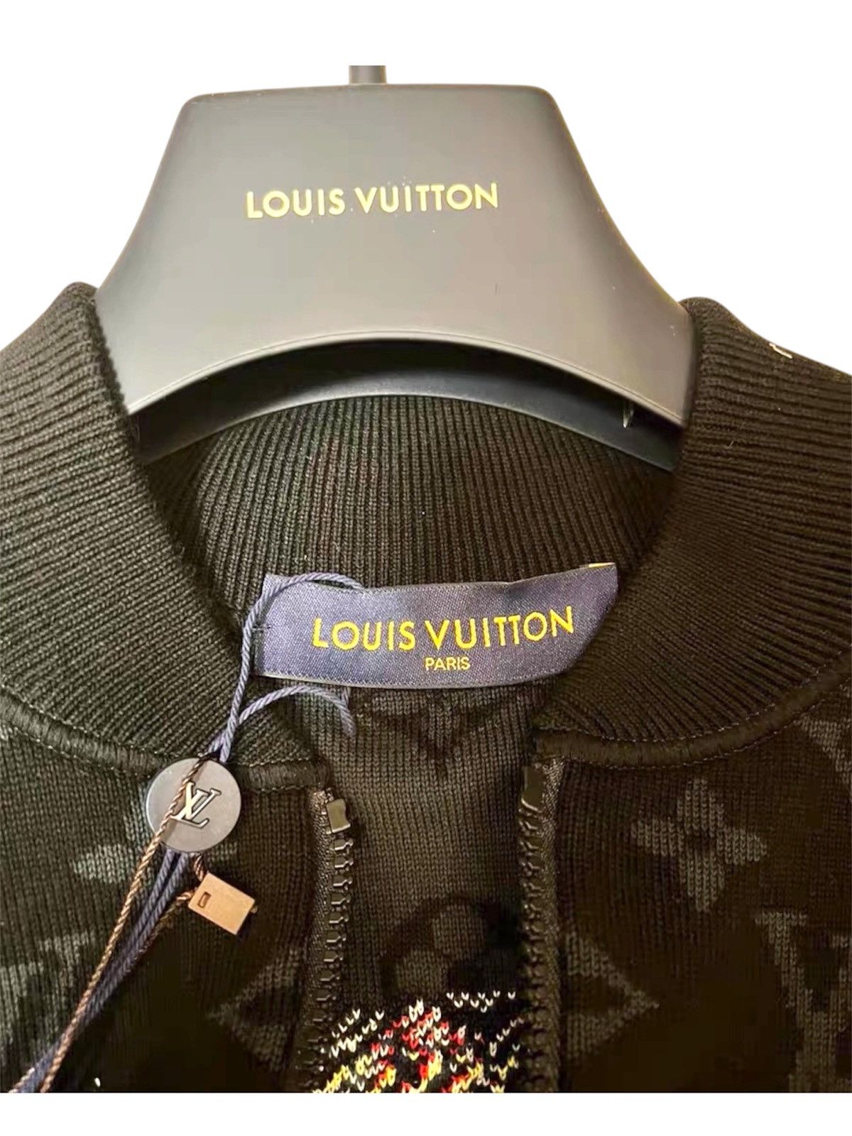 Louis Vuitton LOUIS VUITTON M Graffiti Monogram Zipup Long Sleeve Jacket Size US M / EU 48-50 / 2 - 5 Thumbnail