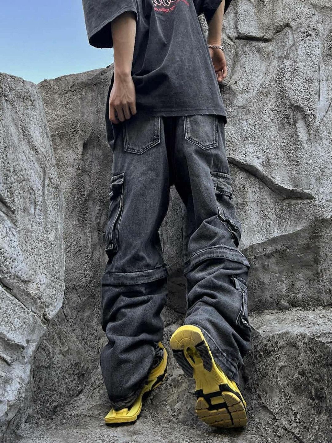 Designer × Jean × Vintage Unisex utility loose baggy skate hiphop cargo jeans Size US 32 / EU 48 - 1 Thumbnail
