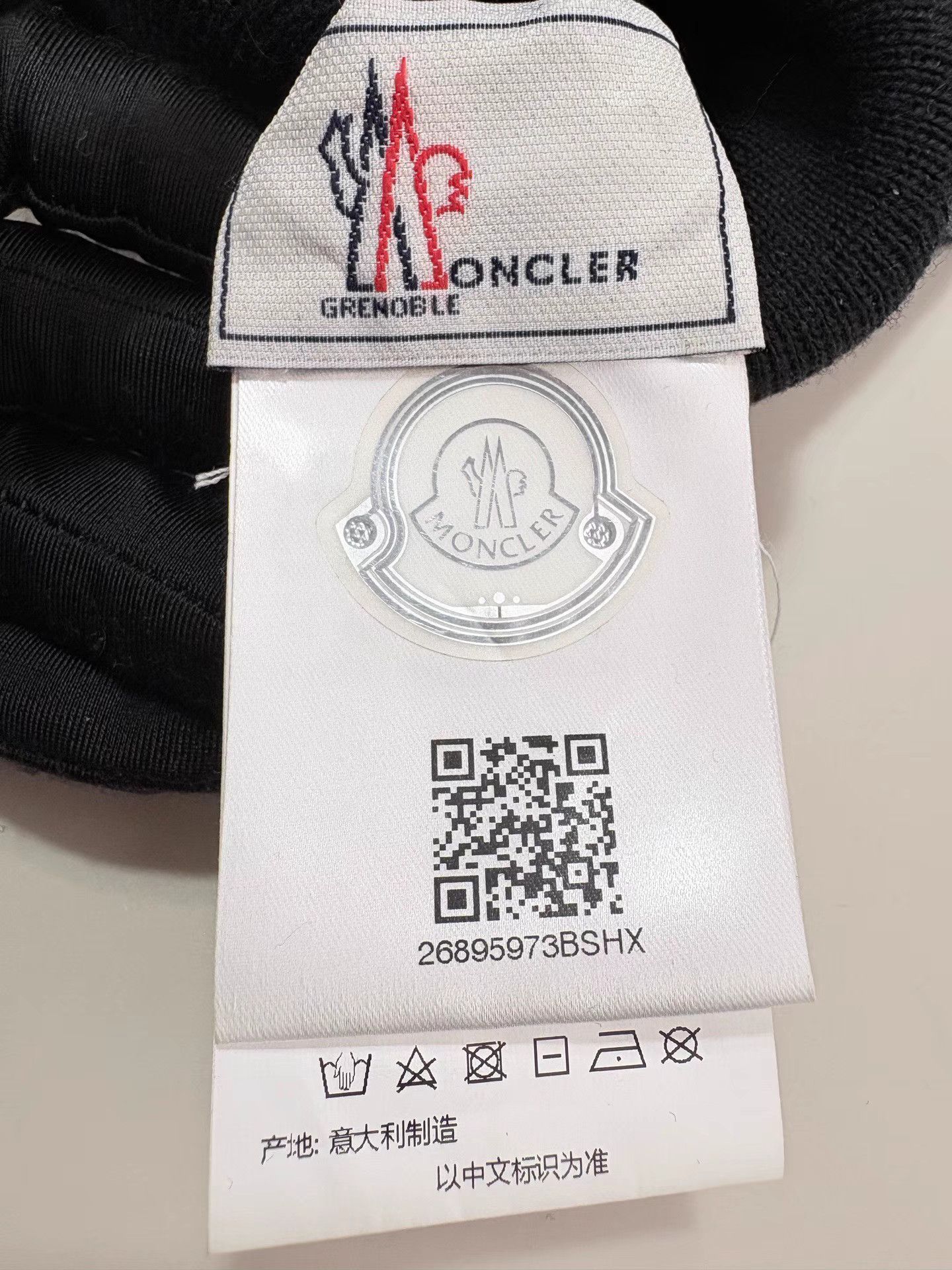 Moncler MONCLER Black Wool Beanie K1 Size ONE SIZE - 5 Thumbnail