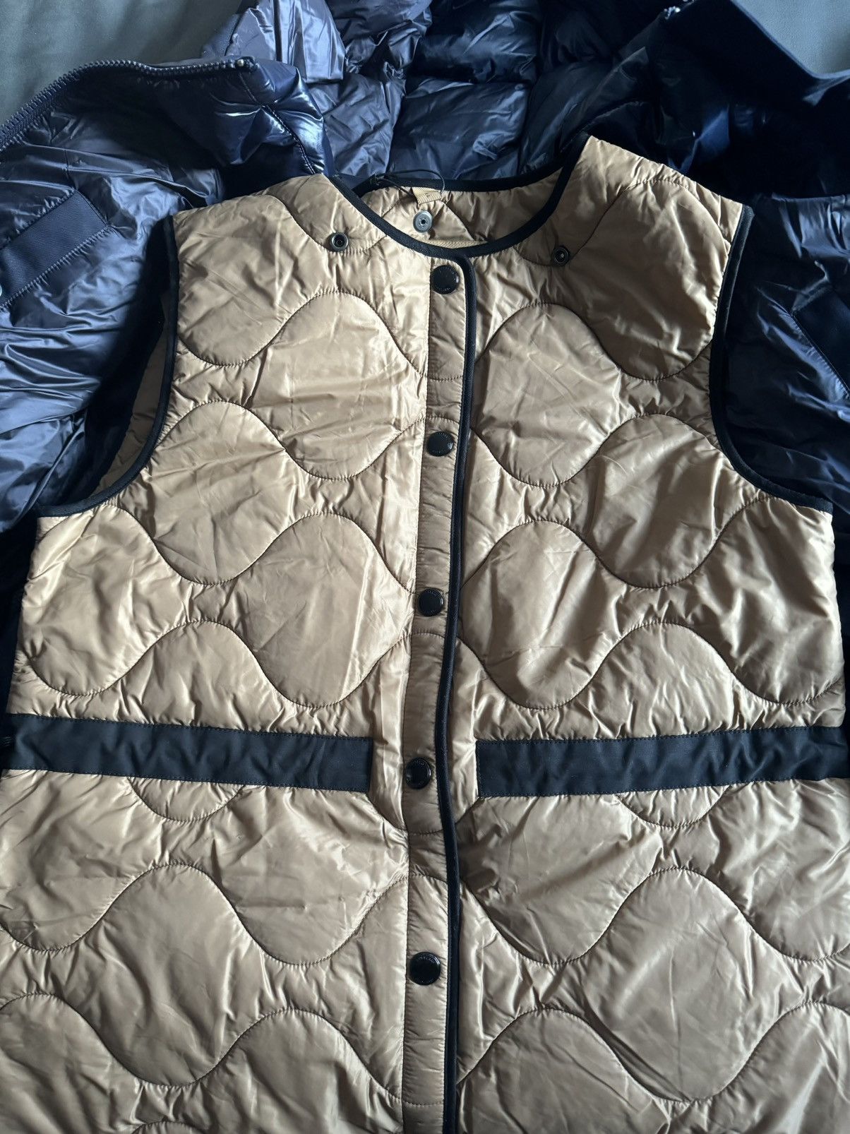 Burberry Burberry puffer jacket + bodywarmer Size S / US 4 / IT 40 - 13 Thumbnail