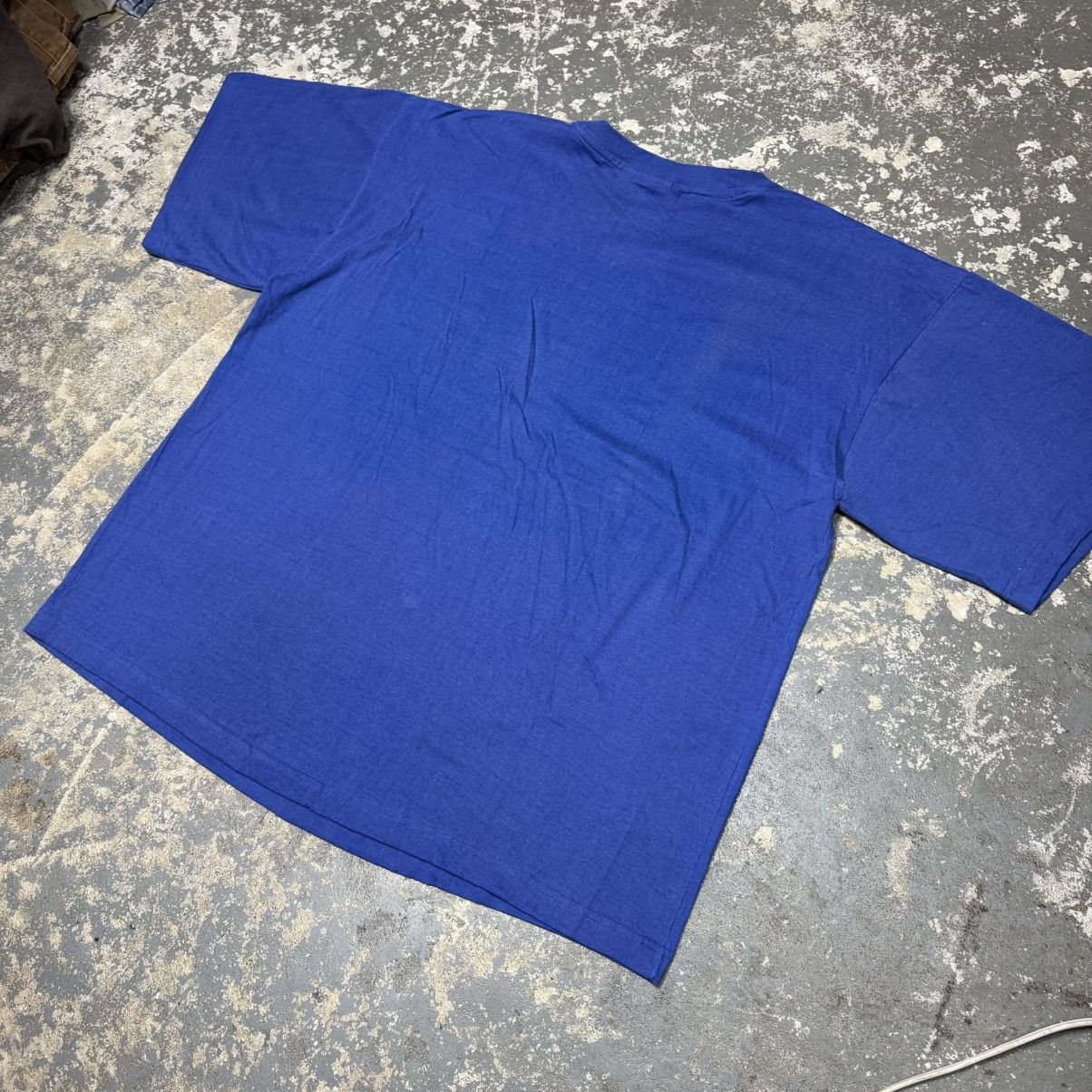 Other Vintage Buffalo Bills Fitness Gear 1995 NFL Blue Tshirt Size US XL / EU 56 / 4 - 8 Thumbnail