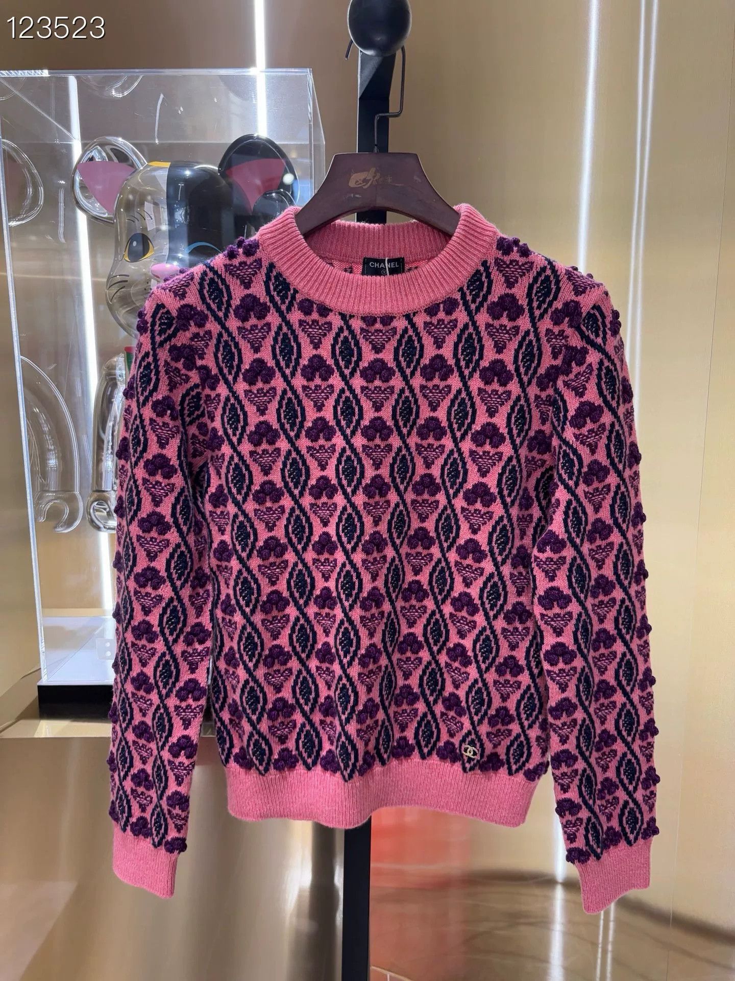 Chanel Chanel 22K Camellia Pink Knit Sweater Size XS / US 0-2 / IT 36-38 - 1 Thumbnail