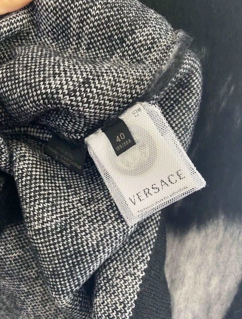Versace Versace Cashmere women's cardigan Size M / US 6-8 / IT 42-44 - 3 Thumbnail