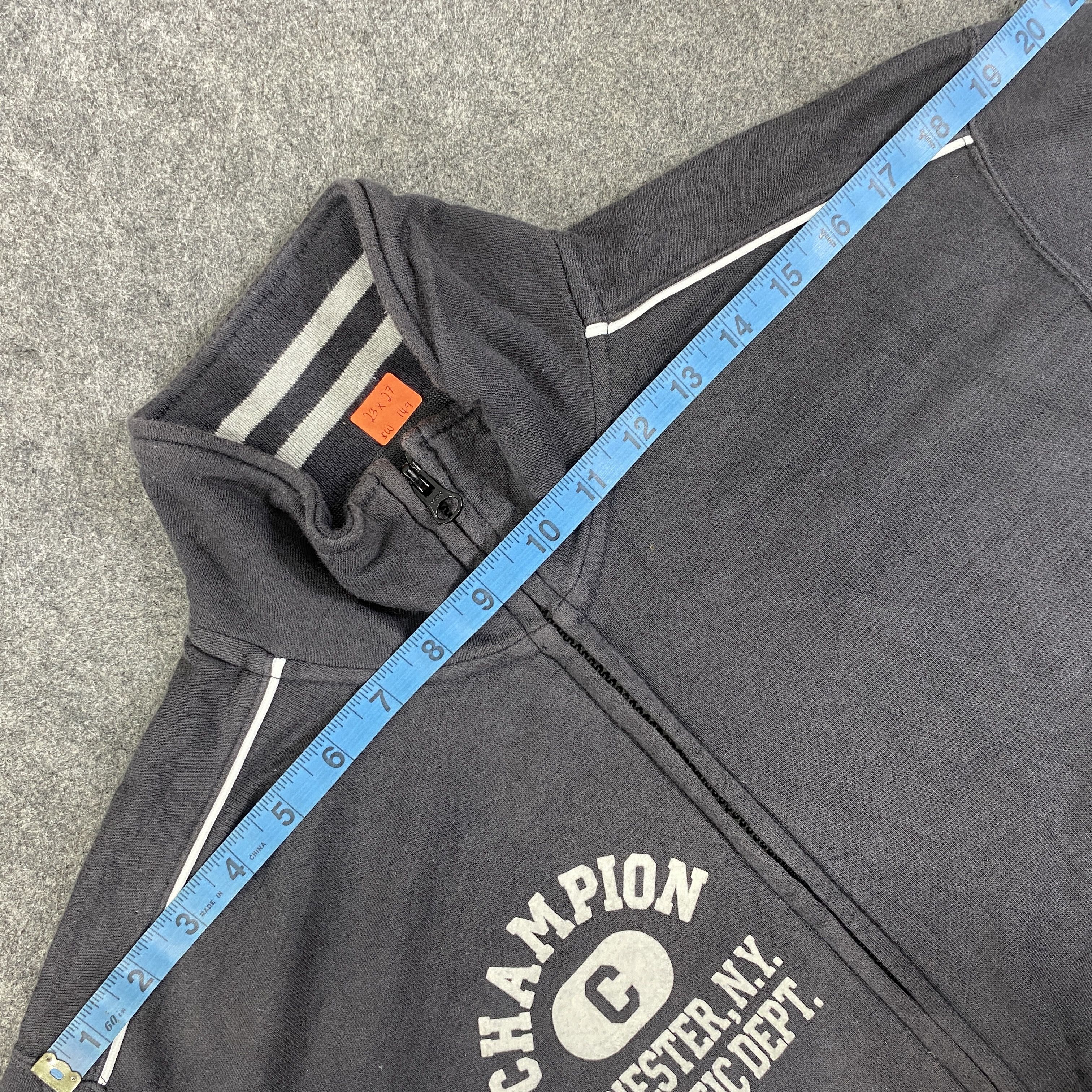 Champion Champion Rochester NY Zipper Sweater -SW149 Size US M / EU 48-50 / 2 - 4 Thumbnail