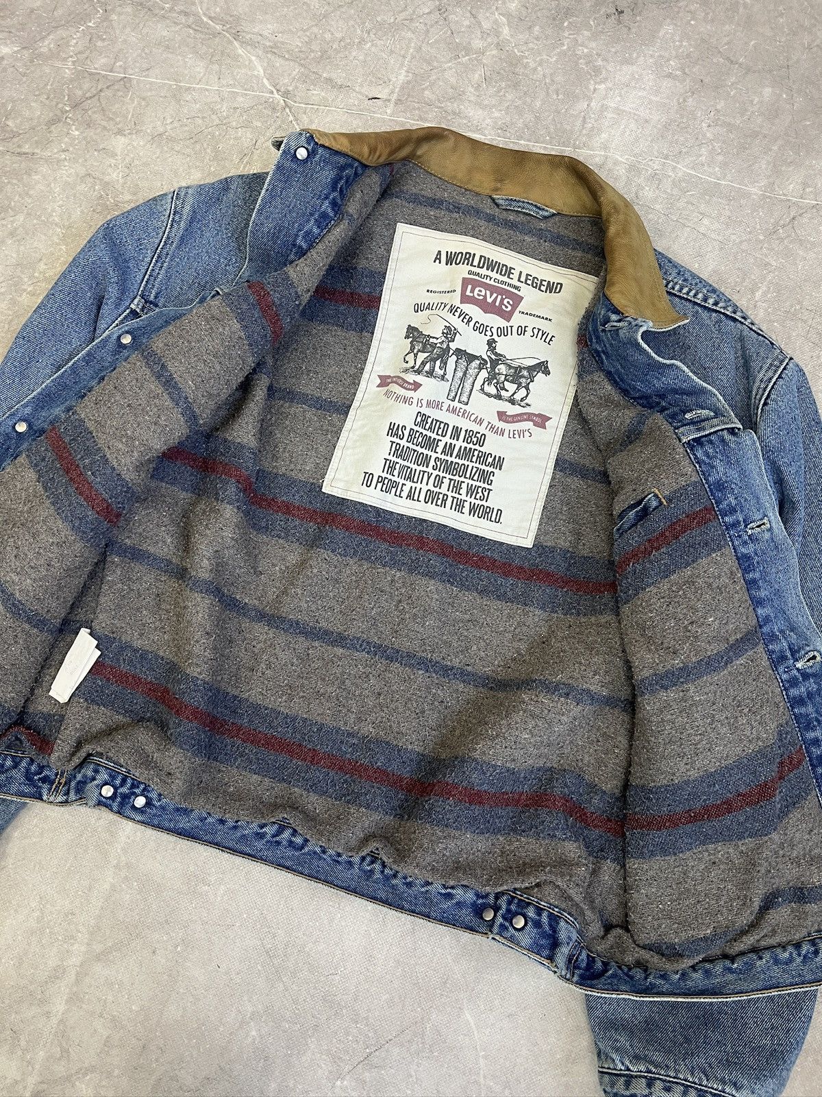 Levi's Vintage western storm rider trucker Levis jacket 90s Size US M / EU 48-50 / 2 - 9 Thumbnail
