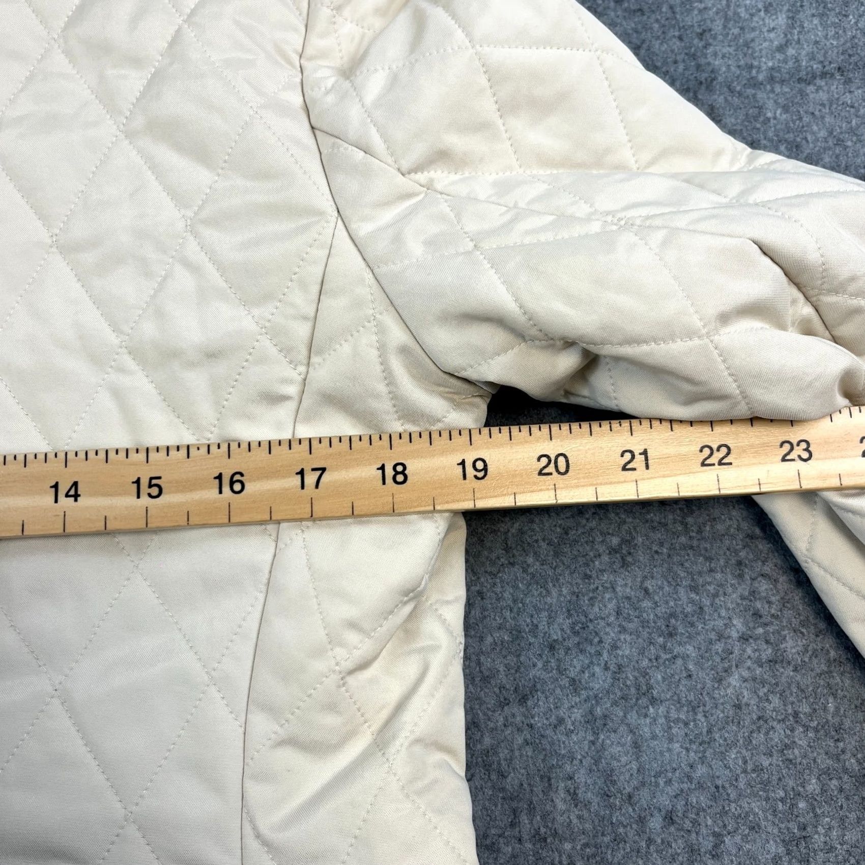 Loro Piana Loro Piana Womens Quilted Jacket Cream 44 UK 10 Italy Made Storm System Twenty K Jacket Womens Regular Cream Beige Pockets Size L / US 10 / IT 46 - 4 Thumbnail