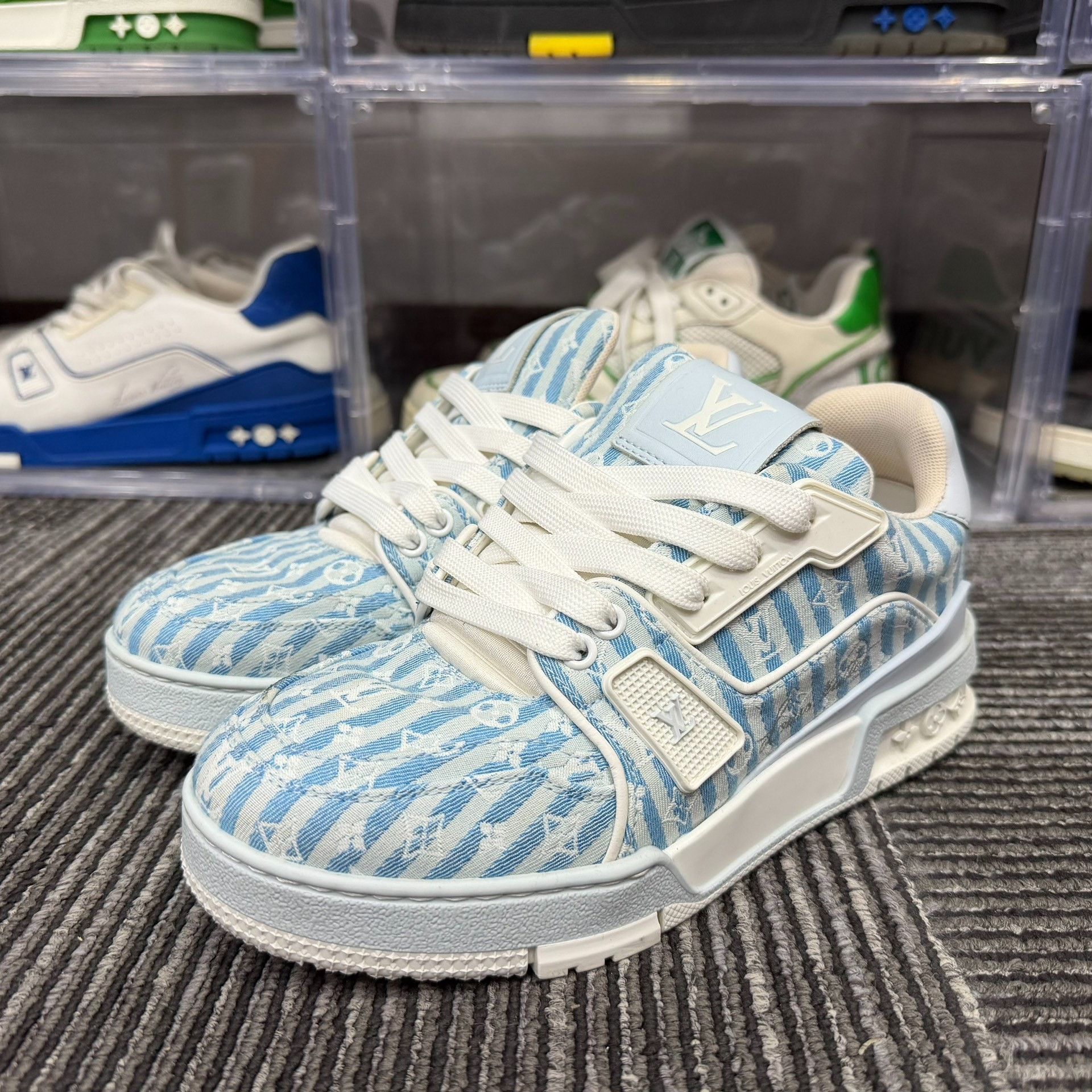 Louis Vuitton Louis Vuitton Training Striped Blue Lowtop Sneakers Women Size US 6 / IT 36 - 1 Thumbnail