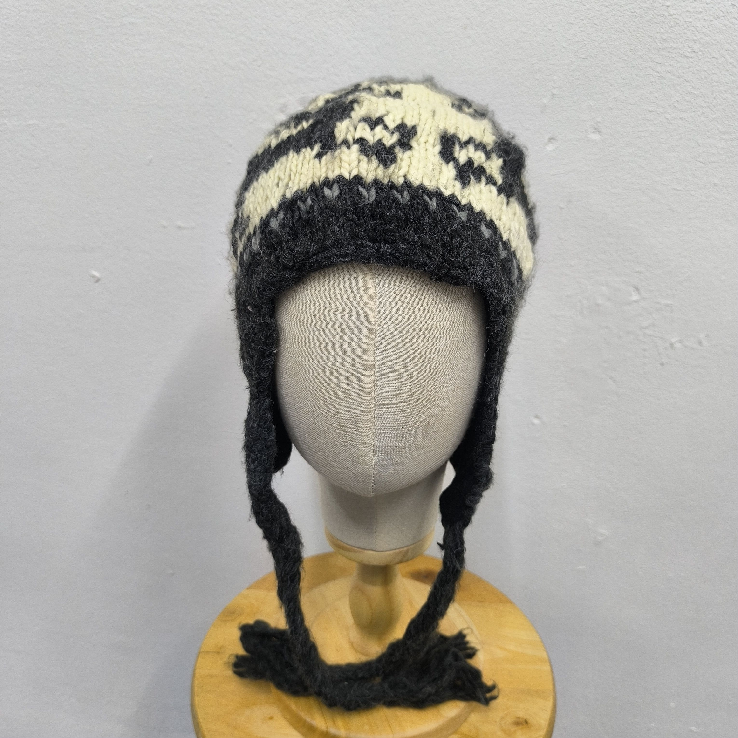 Japanese Brand ✨Japanese brand 2oZ earflap beanie hat Size ONE SIZE - 2 Thumbnail