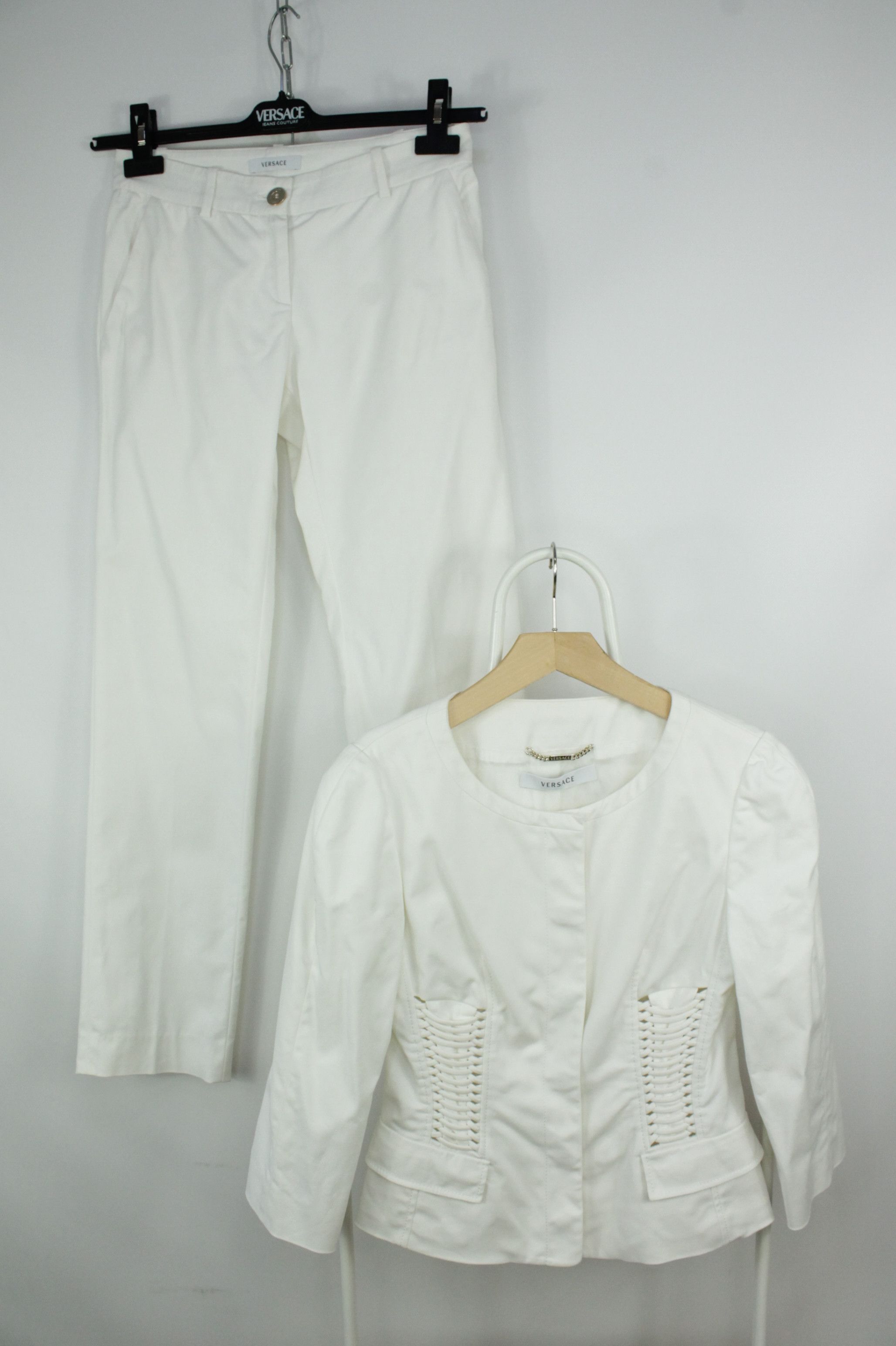 Versace Gianni Versace White Stretch Cotton Tailored Pants Suit Wmns Size XS / US 0-2 / IT 36-38 - 1 Thumbnail