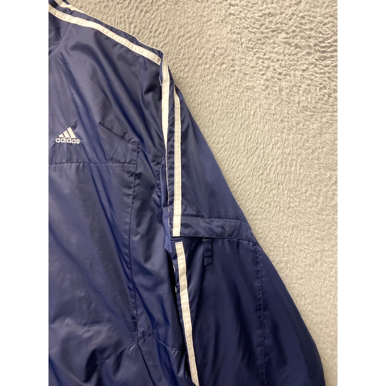 Adidas Adidas Windbreaker Jacket Mens M Navy Lined Polyester Blend Nylon Dark Blue Adidas Originals Windbreaker Mens M Navy Size US M / EU 48-50 / 2 - 4 Thumbnail
