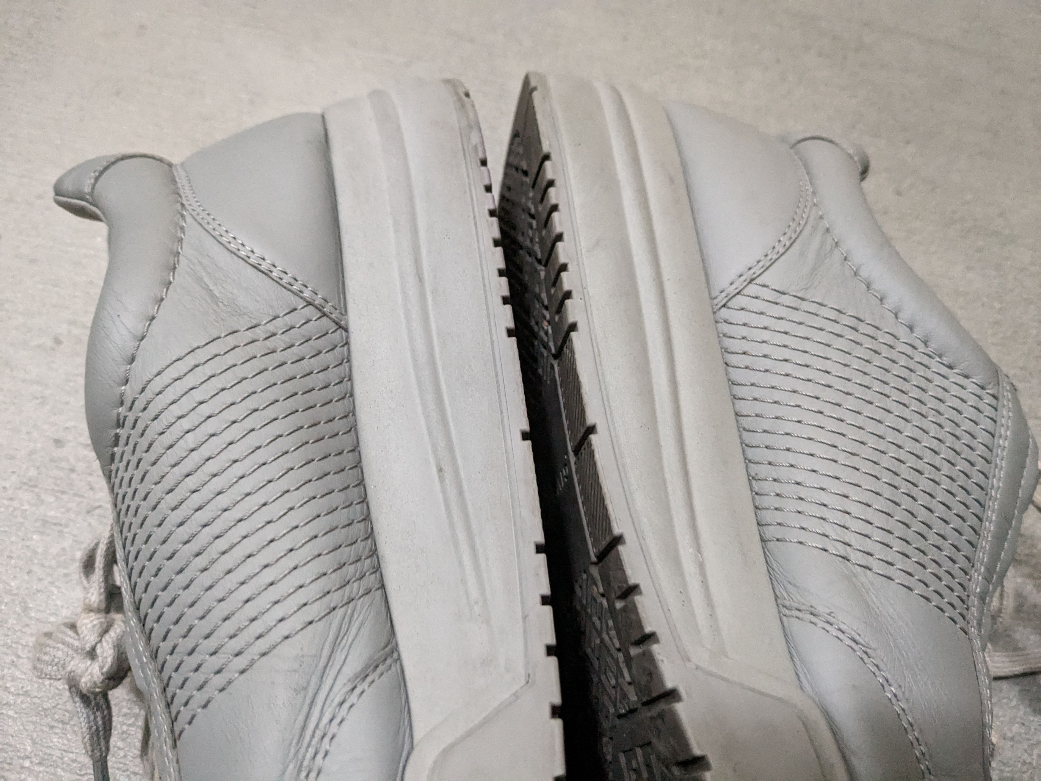 Givenchy Givenchy G4 Sneakers Gray 9 42 Leather Matthew Williams Size US 9 / EU 42 - 11 Thumbnail
