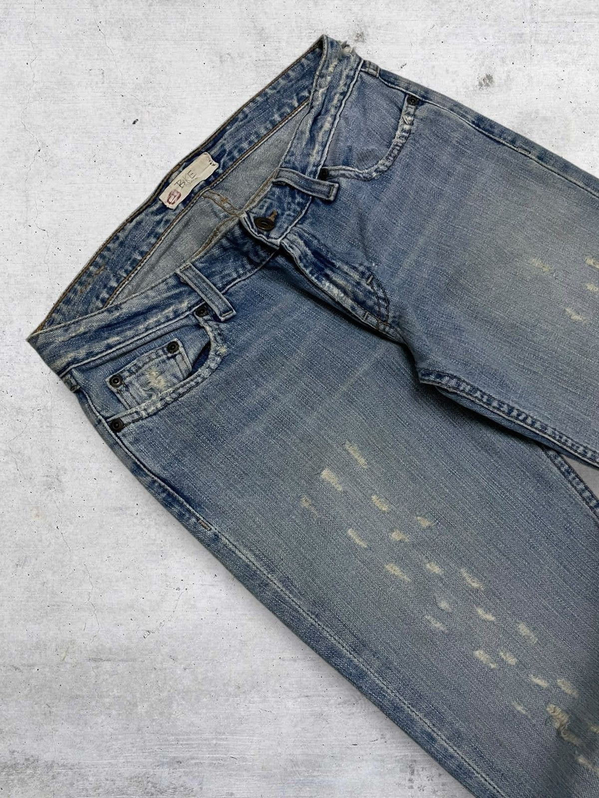 If Six Was Nine VINTAGE BIKE DENIM JAPAN DESIGNER DISTRESSED BLUE WASHED MUD Size US 29 - 6 Thumbnail