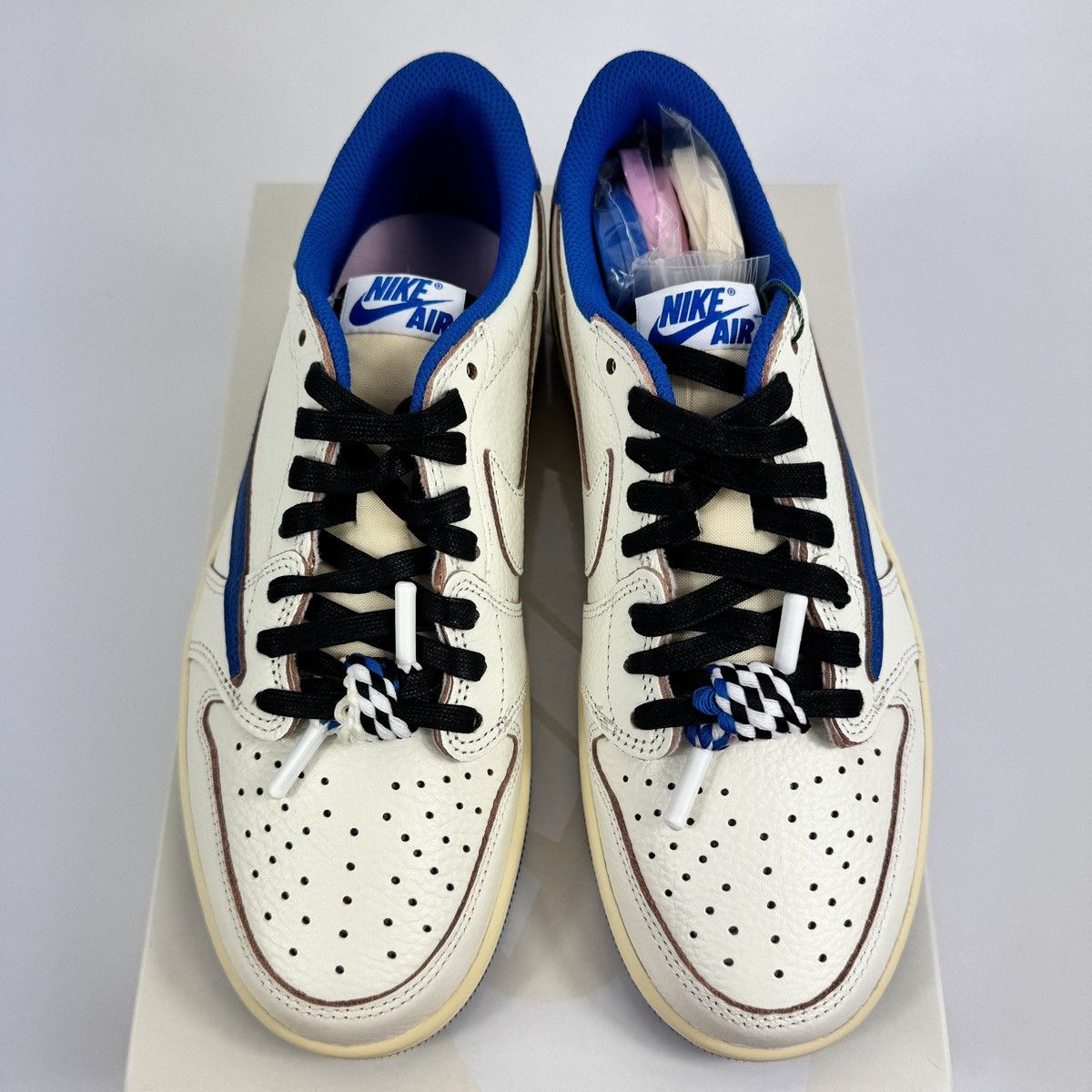 Fragment Design × Nike × Travis Scott JORDAN 1 RETRO LOW OG SP SAIL MILITARY BLUE SNEAKERS Size US 8 / EU 41 - 3 Thumbnail