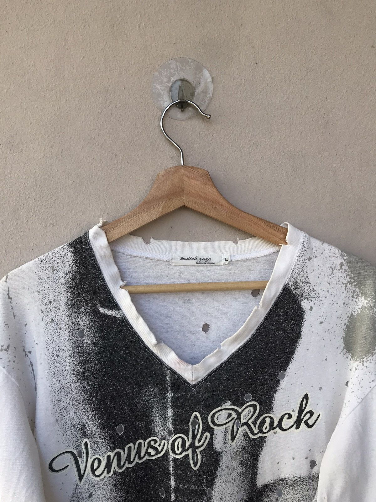 Japanese Brand Thrashed ModishGaze Venus of Rock Distressed Longsleeve Tee Size US L / EU 52-54 / 3 - 2 Thumbnail
