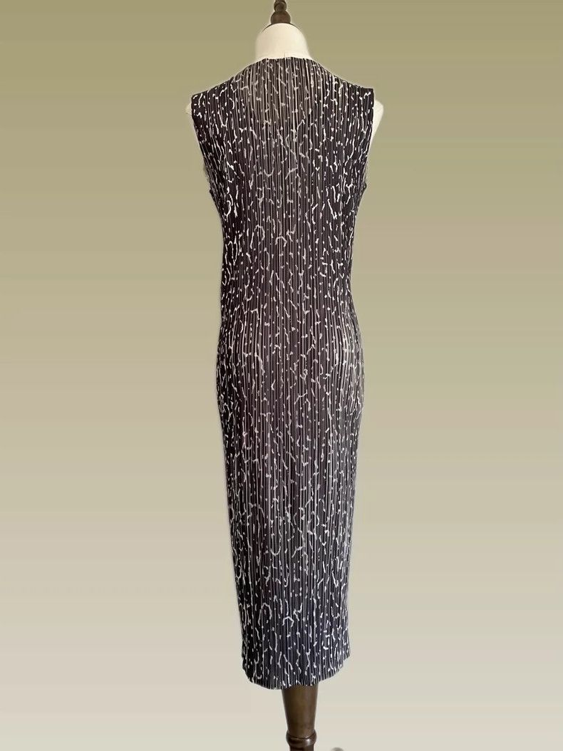 Issey Miyake Issey Miyake size:one size Coffee-colored leopard print dr Size S / US 4 / IT 40 - 3 Thumbnail