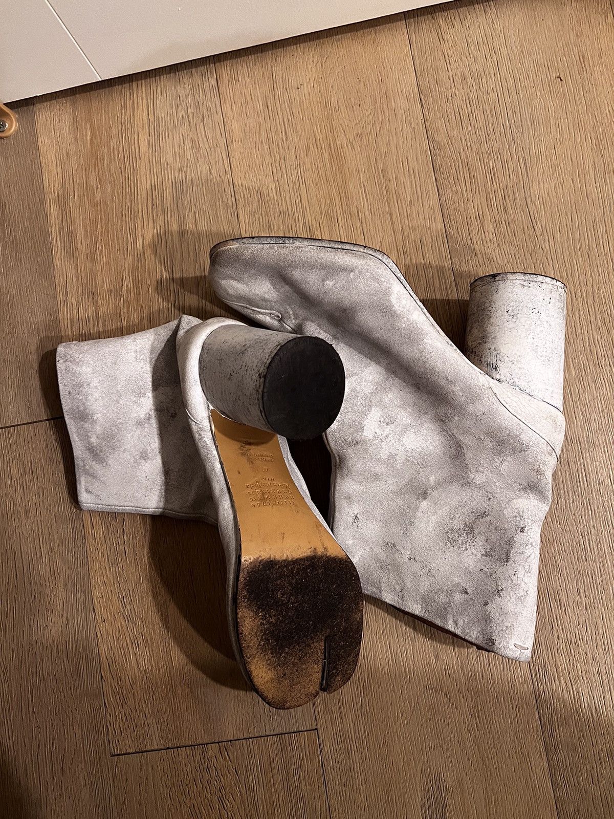 Maison Margiela Maison Margiela Painted Tabi Boots Size US 11 / IT 41 - 5 Thumbnail