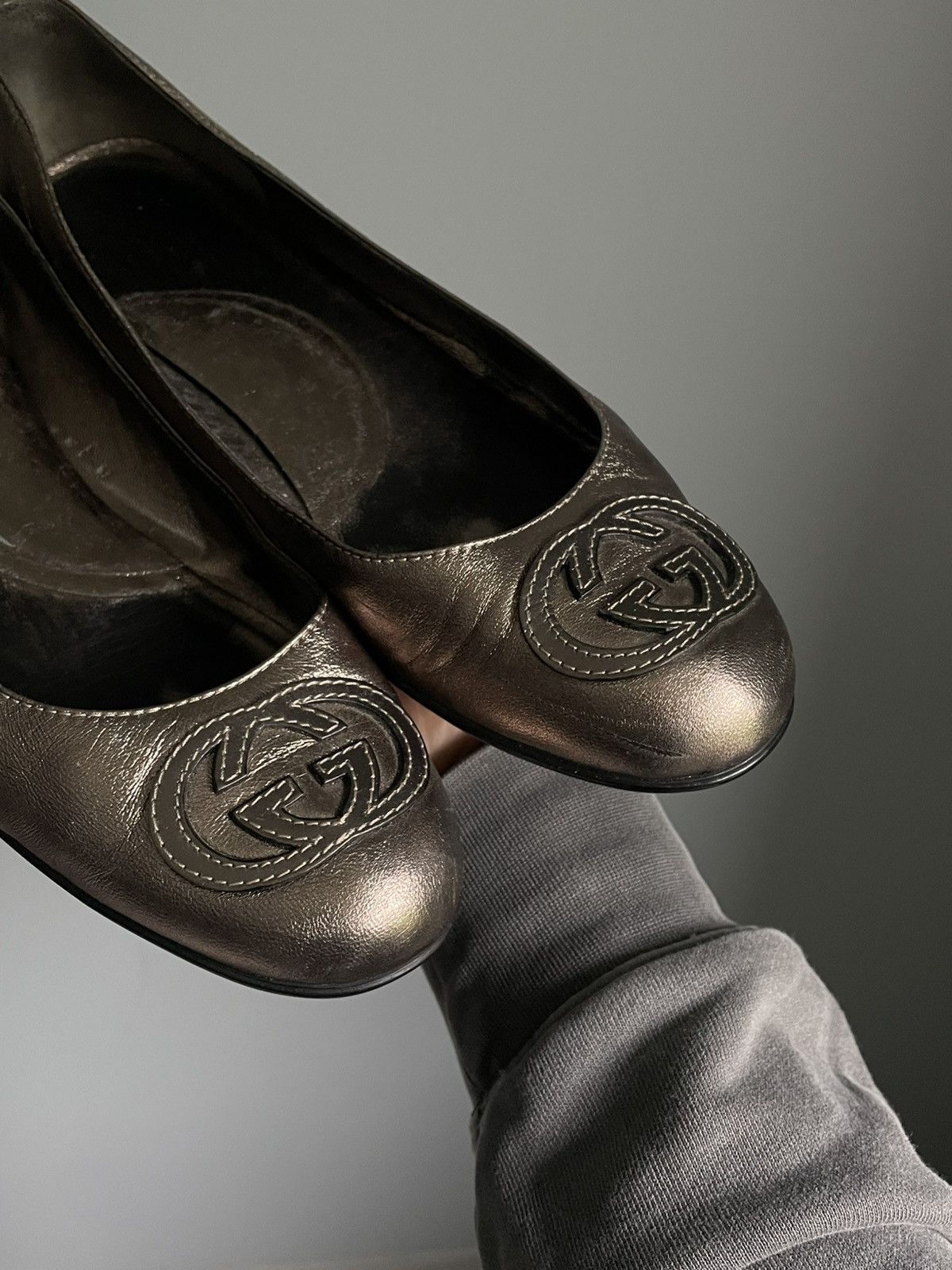 Gucci Vintage Gucci GG Logo Ballet Flats Size US 7.5 / IT 37.5 - 9 Thumbnail