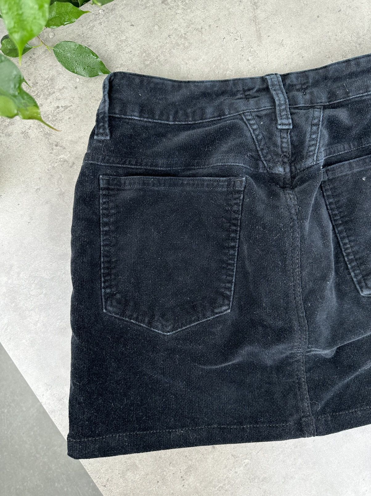 CLOSED Closed Velour Mini Skirt Size 26" / US 2 / IT 38 - 8 Thumbnail