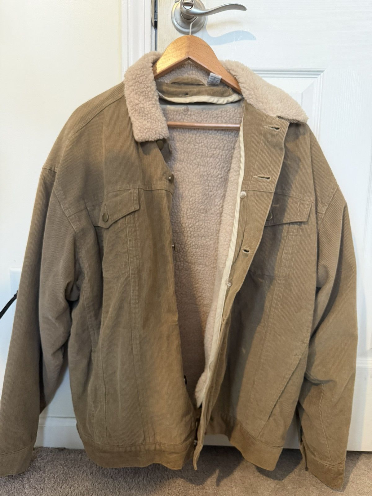Other Corduroy Sherpa Lined Trucker Jacket Tan Beige Size Large Size US L / EU 52-54 / 3 - 4 Thumbnail