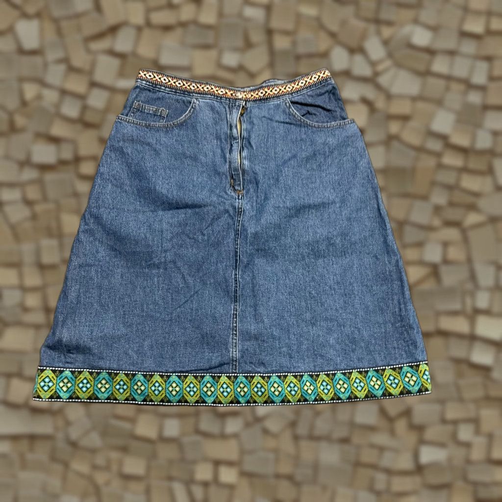 Vintage Impressions Skirt Women's Size Medium Blue Denim A-line Knee Length Size 32" / US 10 / IT 46 - 1 Thumbnail