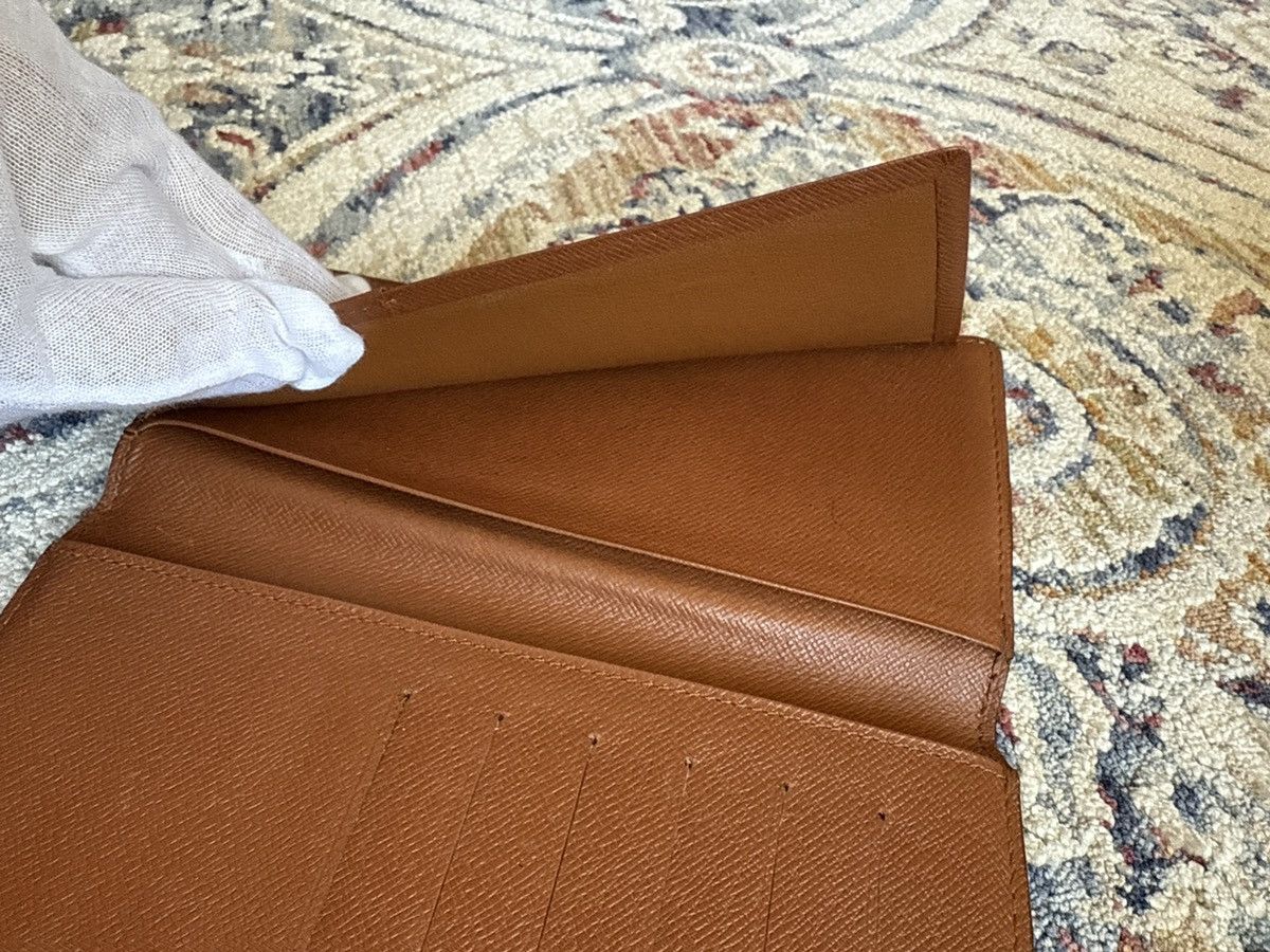 Louis Vuitton Louis Vuitton Long Brazza LIKE NEW Size ONE SIZE - 3 Thumbnail