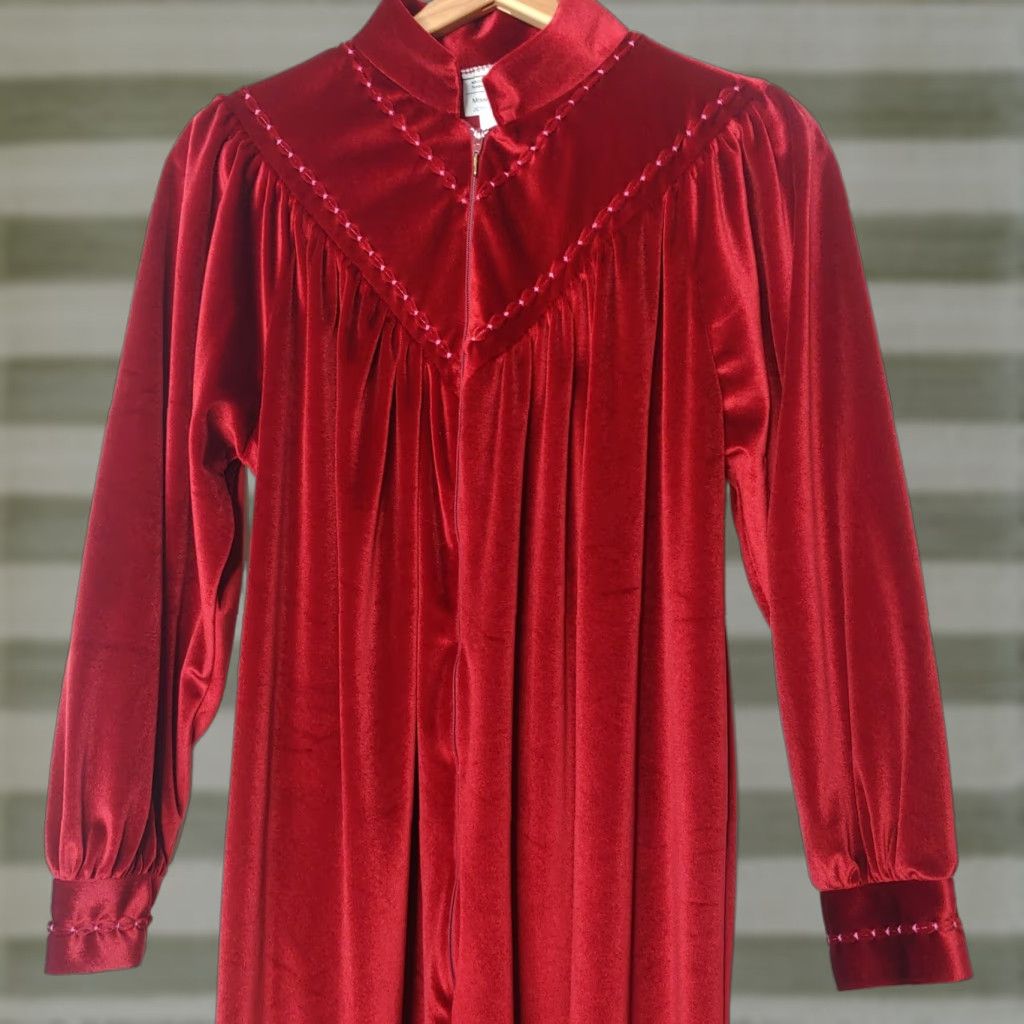 JCPenney VINTAGE JC Penney M Misses Robe Velour 1/2 Zip Long Gown 1980s Maroon Red EUC Womens M 12-14 Size ONE SIZE - 1 Thumbnail