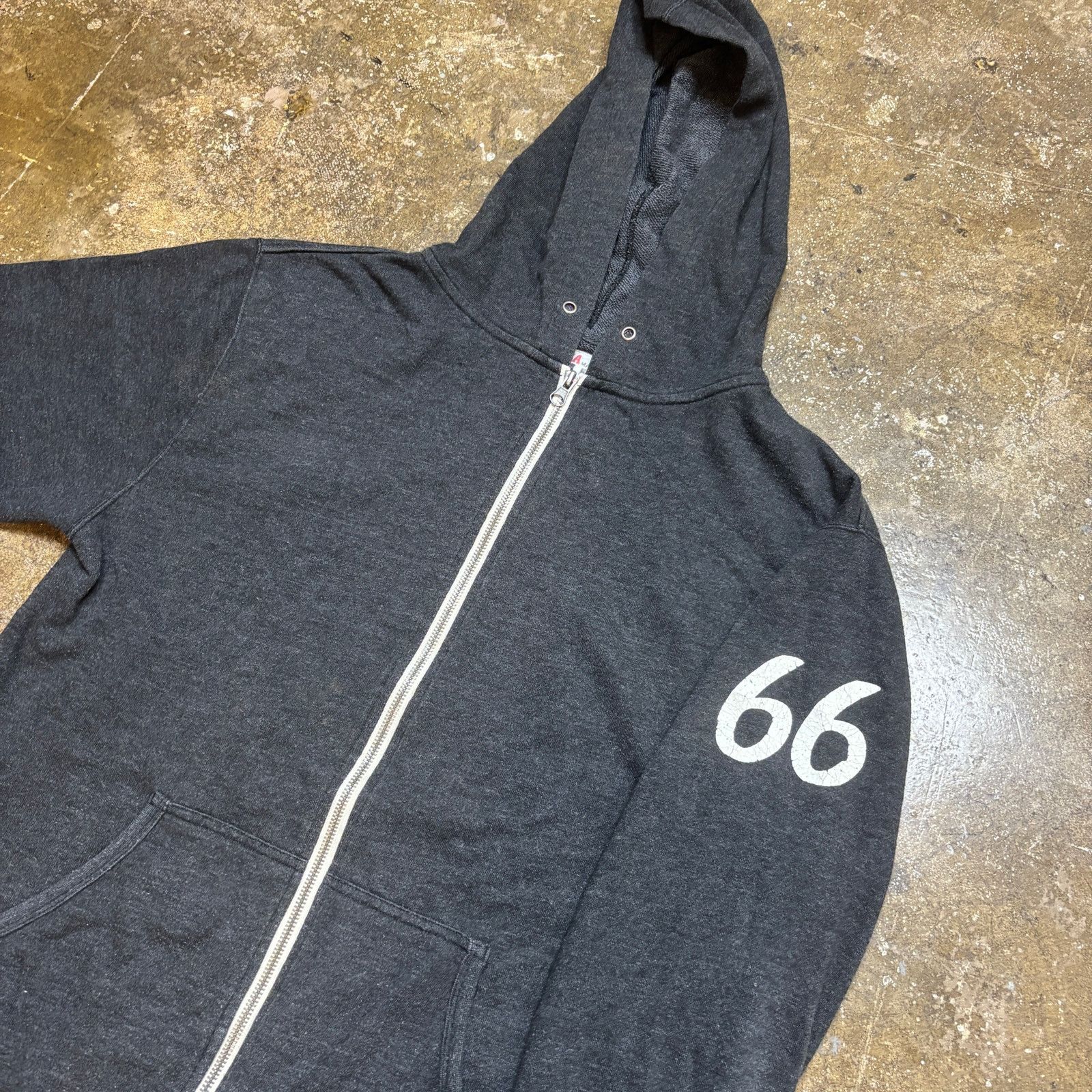 Roots Of Flight Roots of Fight Bloodlines Muhammad Ali Champion 66 Hoodie L Size US L / EU 52-54 / 3 - 3 Thumbnail