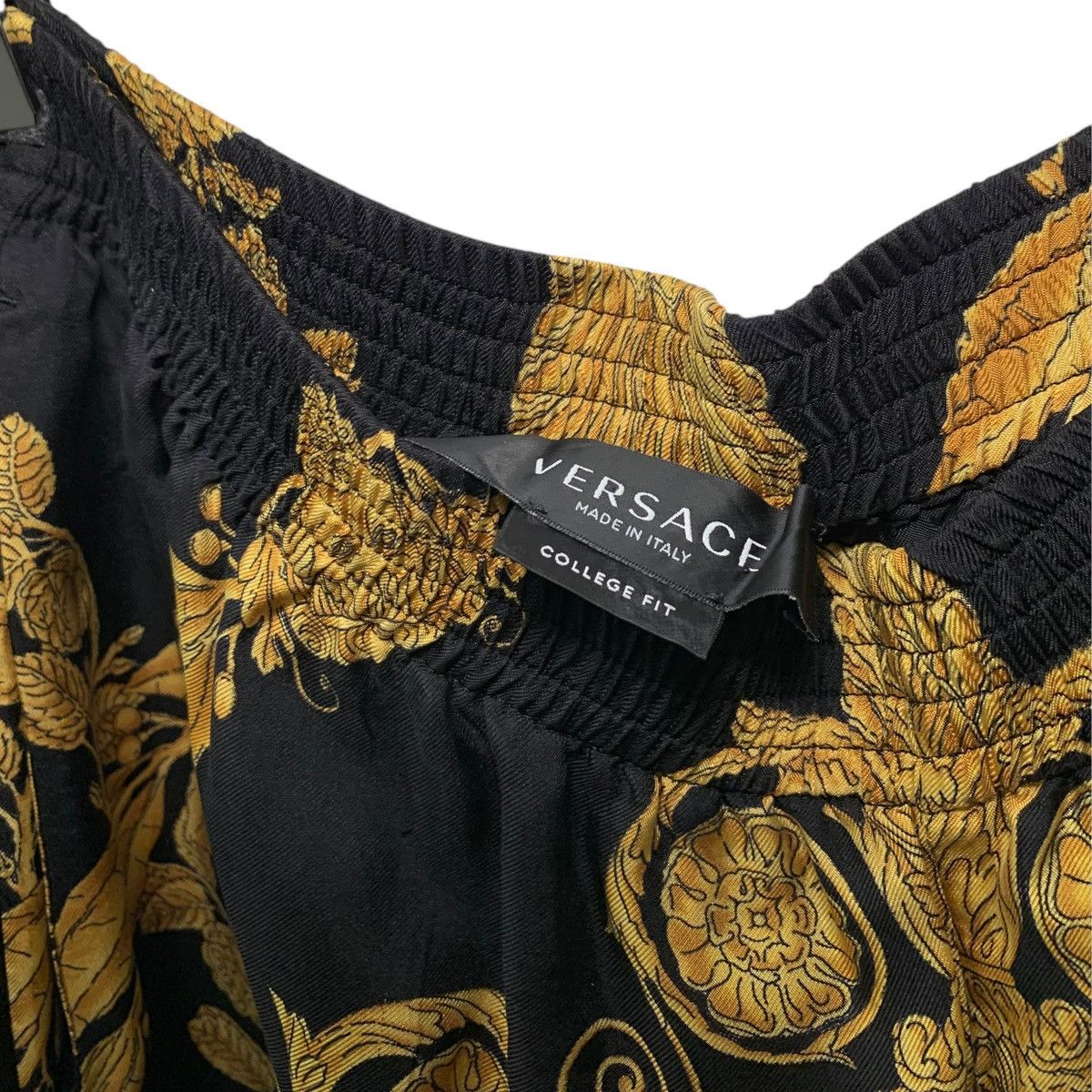 Versace Versace Print Silk Shorts Brocade Black Gold 52 Size US 36 / EU 52 - 4 Thumbnail