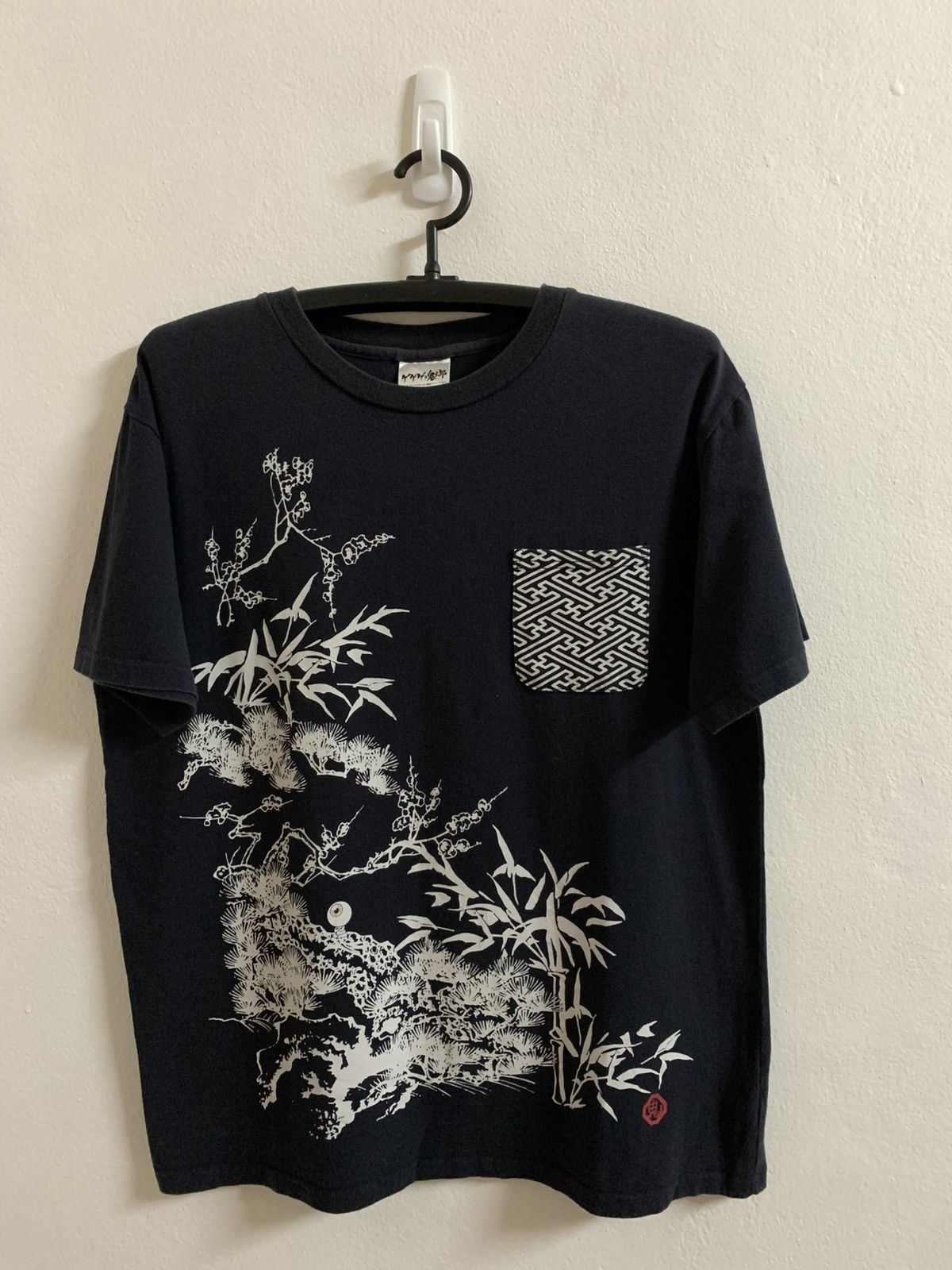 Japanese Brand GeGeGe no Kitarō “Medama-Oyaji” T-shirt Size US L / EU 52-54 / 3 - 1 Thumbnail