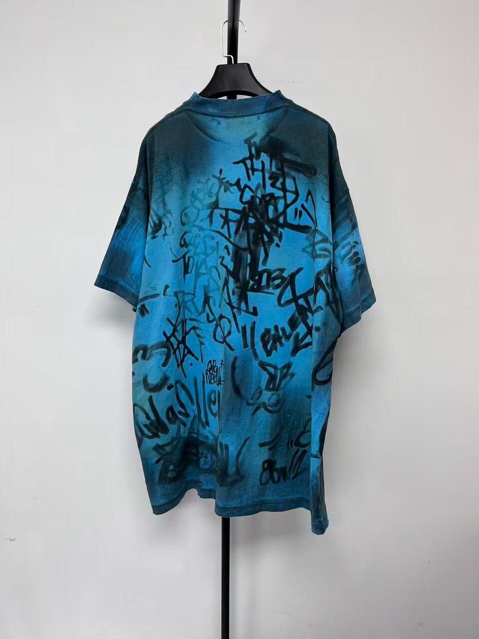 Balenciaga balenciaga graphic oversized t-shirt in blue Size US M / EU 48-50 / 2 - 2 Thumbnail
