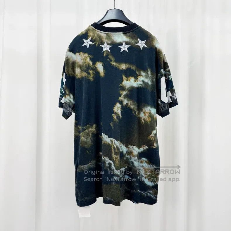 Givenchy Givenchy Green Plane Print Short Sleeve Size US S / EU 44-46 / 1 - 2 Thumbnail