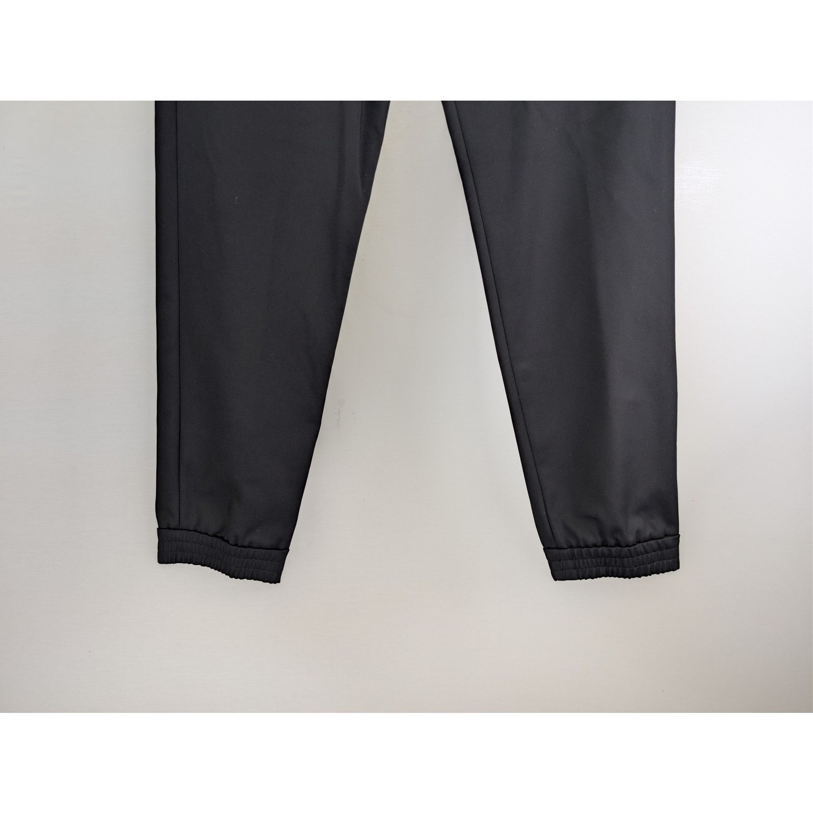 Moncler o1rshd1 Sweatpants / Trousers in Black Size US 34 / EU 50 - 4 Thumbnail