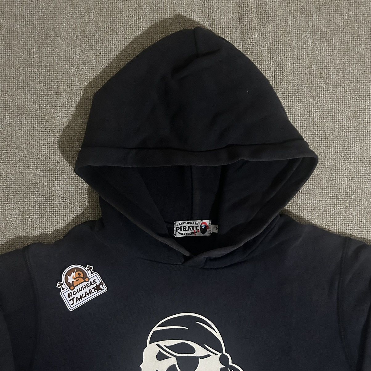 Bape Bape Pirate Store Pullover Hoodie Size US S / EU 44-46 / 1 - 2 Thumbnail