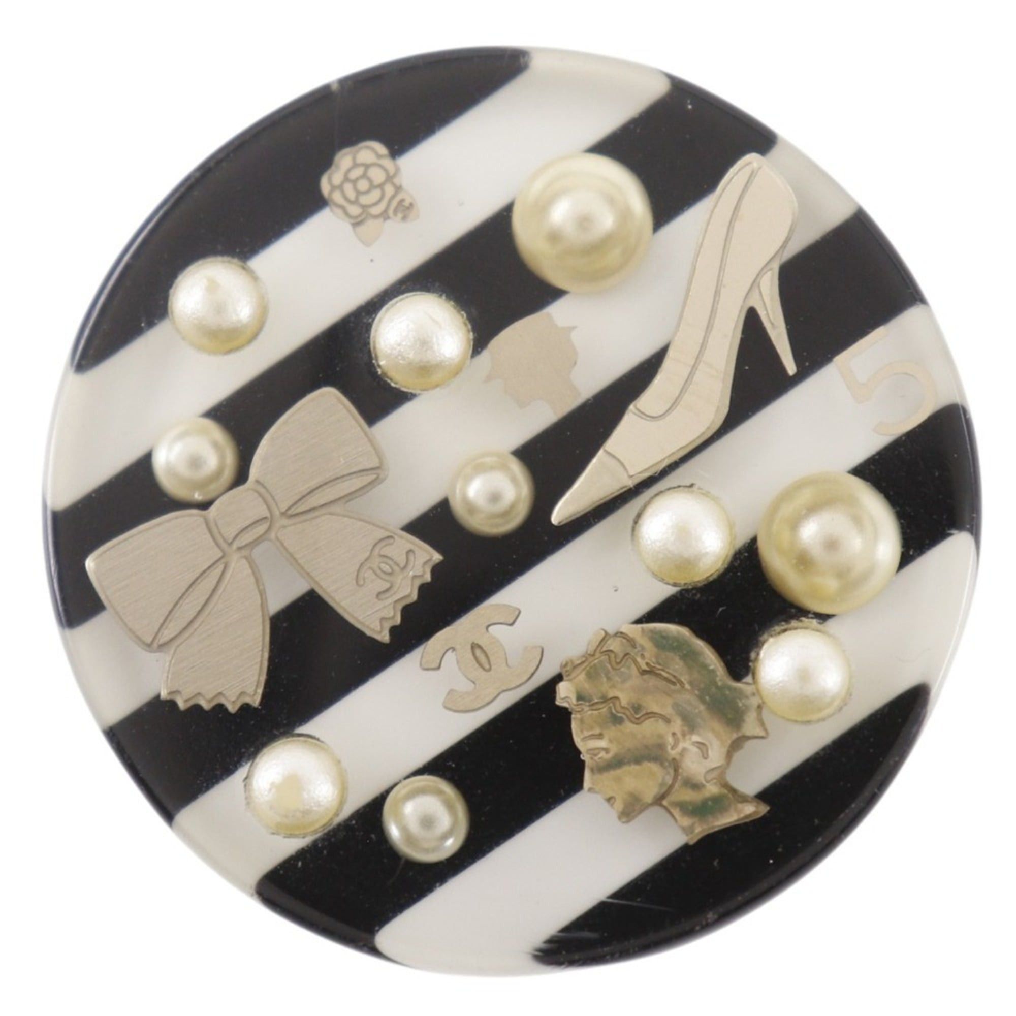 Chanel Chanel Border Ring, Size 12, CC Logo, Vintage, Resin x Faux Pearl, Made in France, White, Women's Size ONE SIZE - 1 Thumbnail