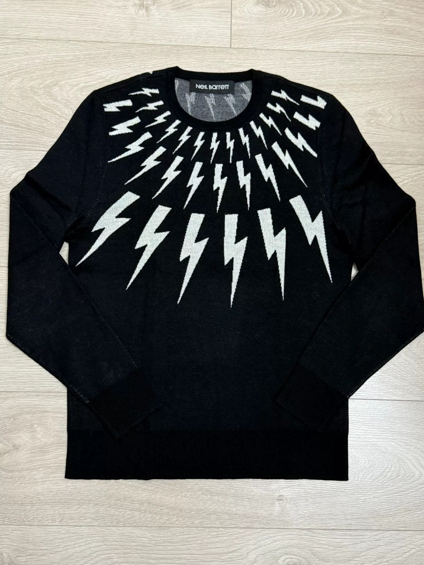 Neil Barrett Neil Barrett Classic Wool Sweater Size S / US 4 / IT 40 - 1 Thumbnail