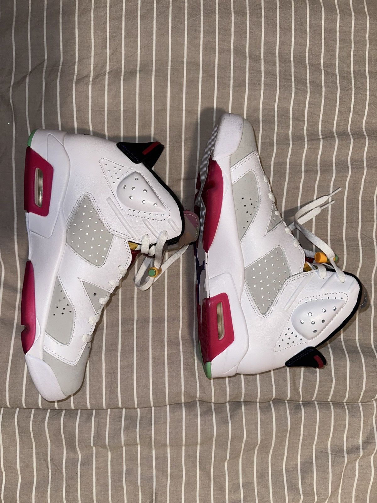 Jordan Brand Jordan 6’s “Hare” Retro (2020) Size US 10 / EU 43 - 11 Thumbnail