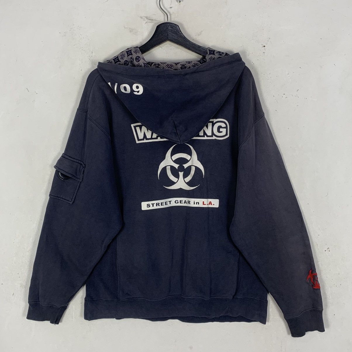 Vintage Vintage warning Street Gear Streetwear hip hop Hoodies Size US M / EU 48-50 / 2 - 7 Thumbnail