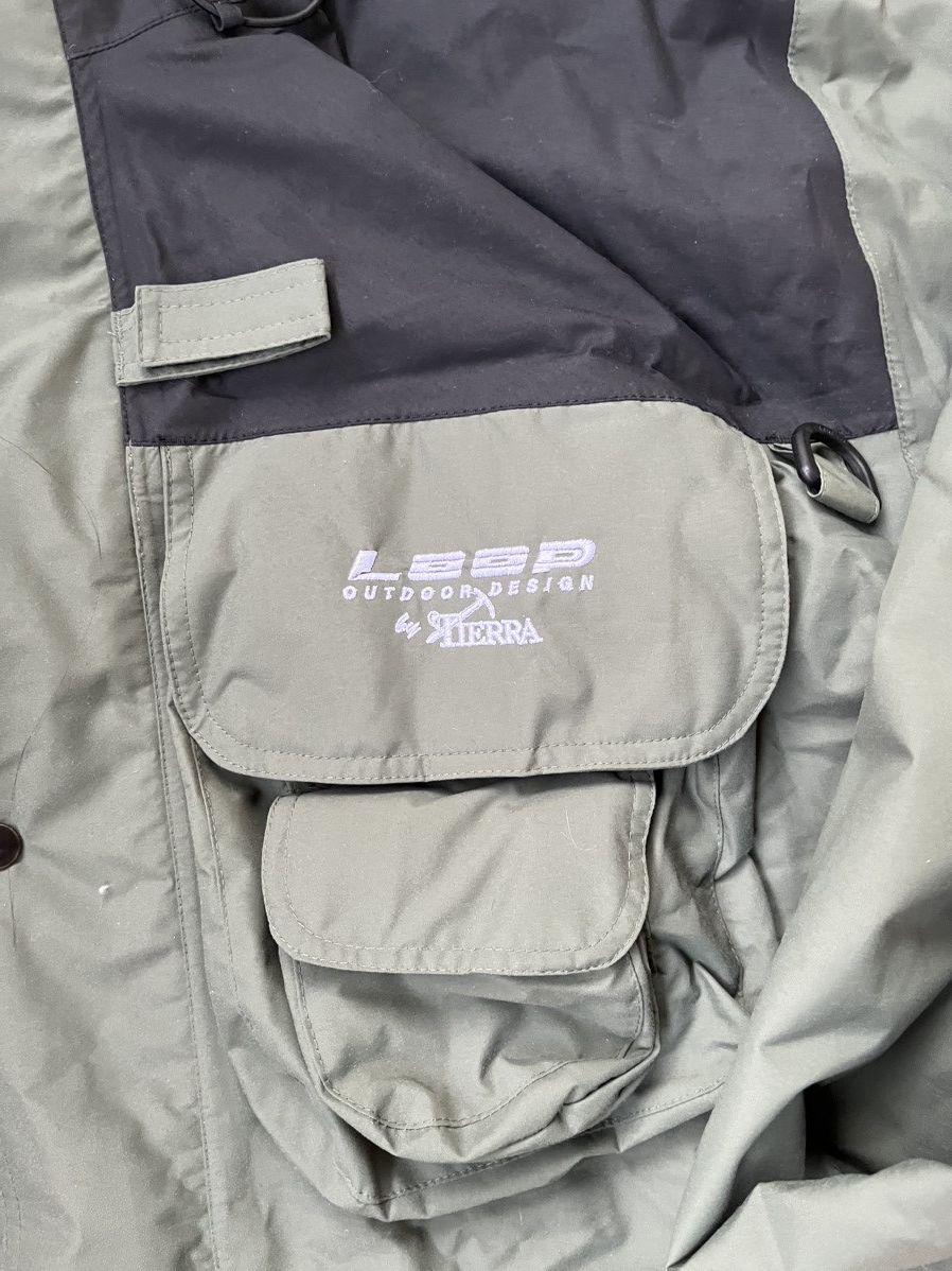 Japanese Brand Loop Flyfishing multipocket 🎣 wading jacket fishing sst pfg Size US L / EU 52-54 / 3 - 3 Thumbnail