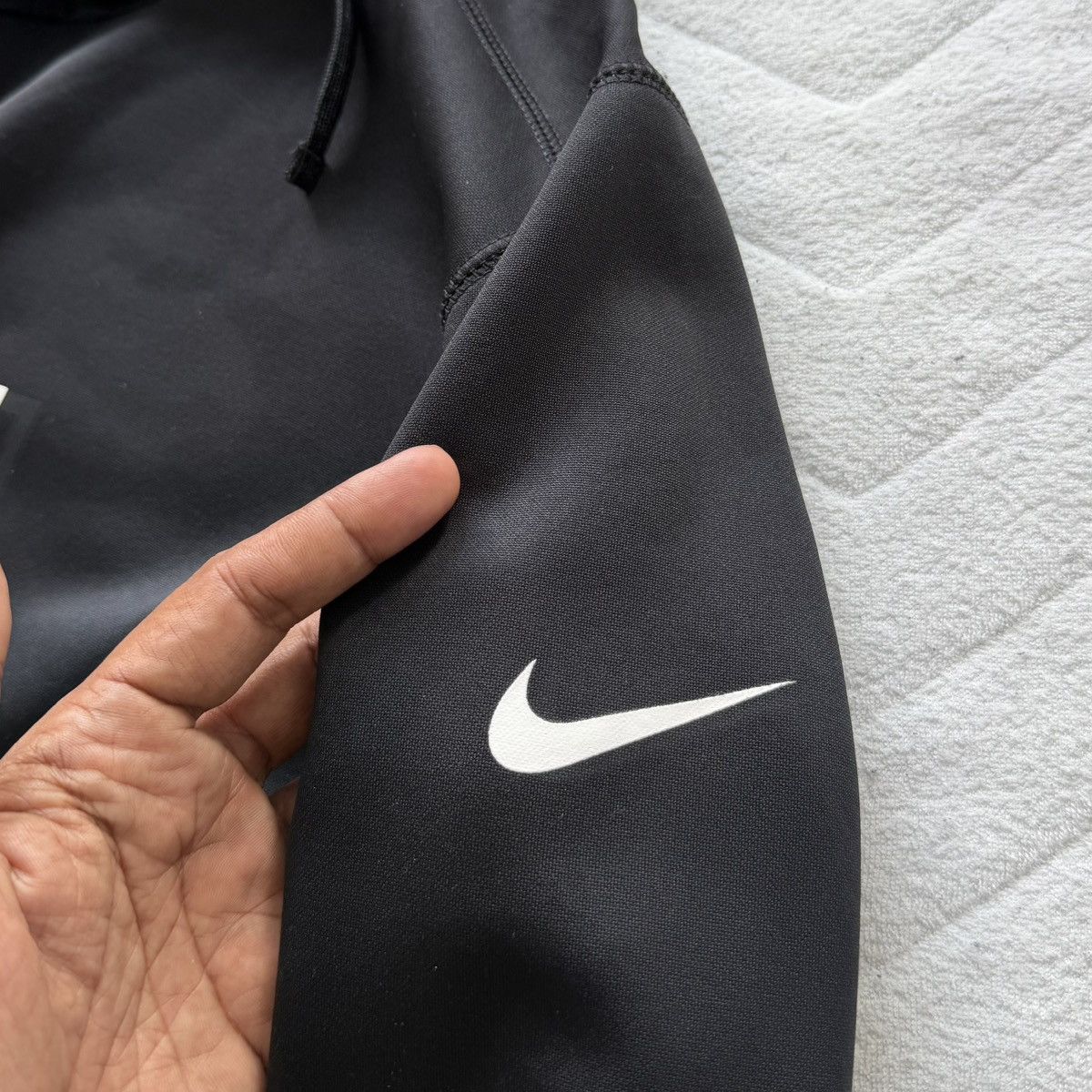 Nike Nike Las Vegas Raiders Therma-FIT Hoodie Black Big Logo Size US XL / EU 56 / 4 - 6 Thumbnail