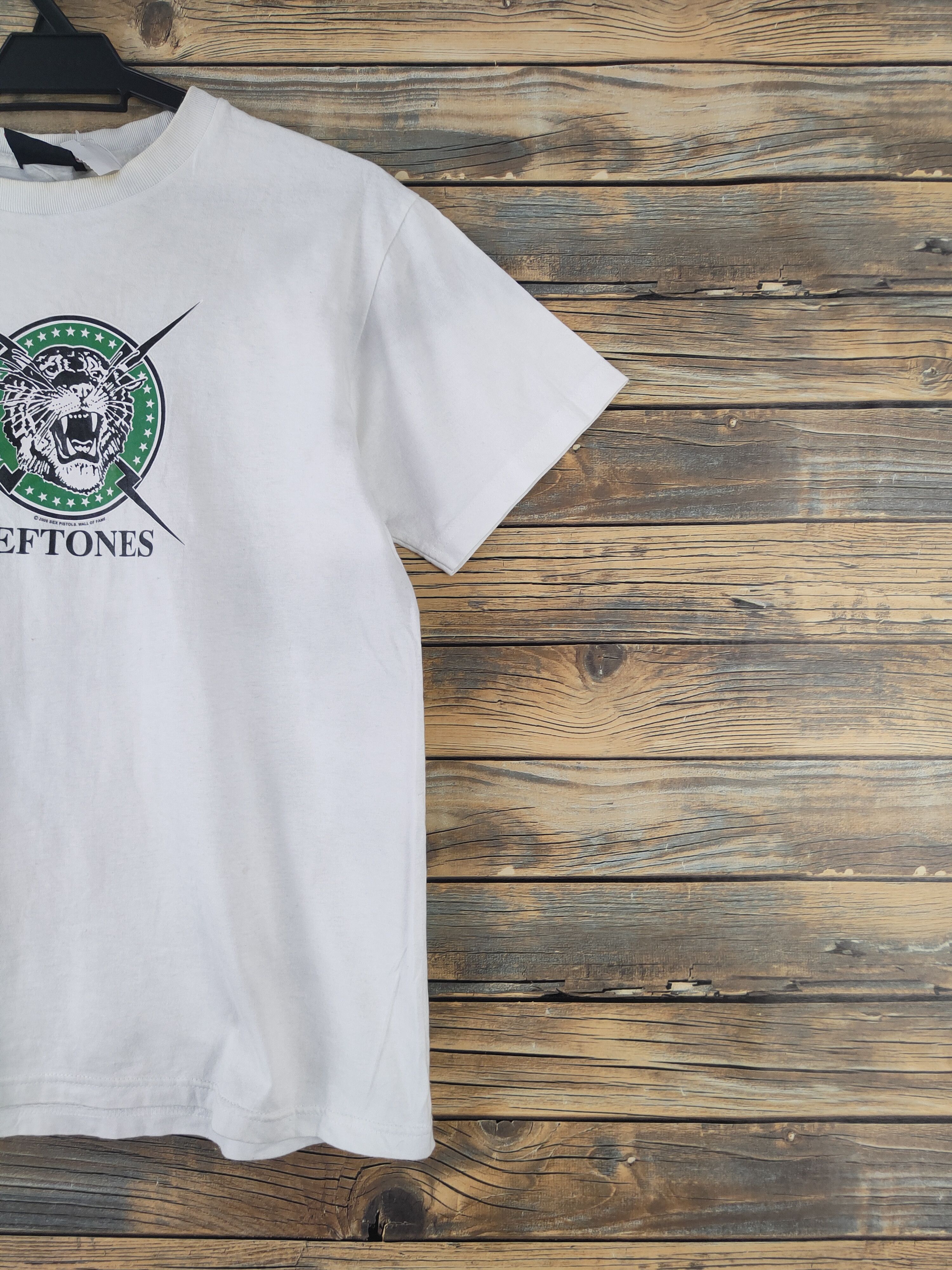 Band Tees DL Wall of Fame Deftone White tee T-shirt #2065 Size US S / EU 44-46 / 1 - 6 Thumbnail