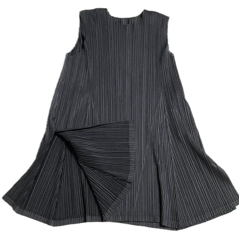 Issey Miyake Issey Miyake size:3 Black long umbrella-hem top Size XS / US 0-2 / IT 36-38 - 2 Thumbnail