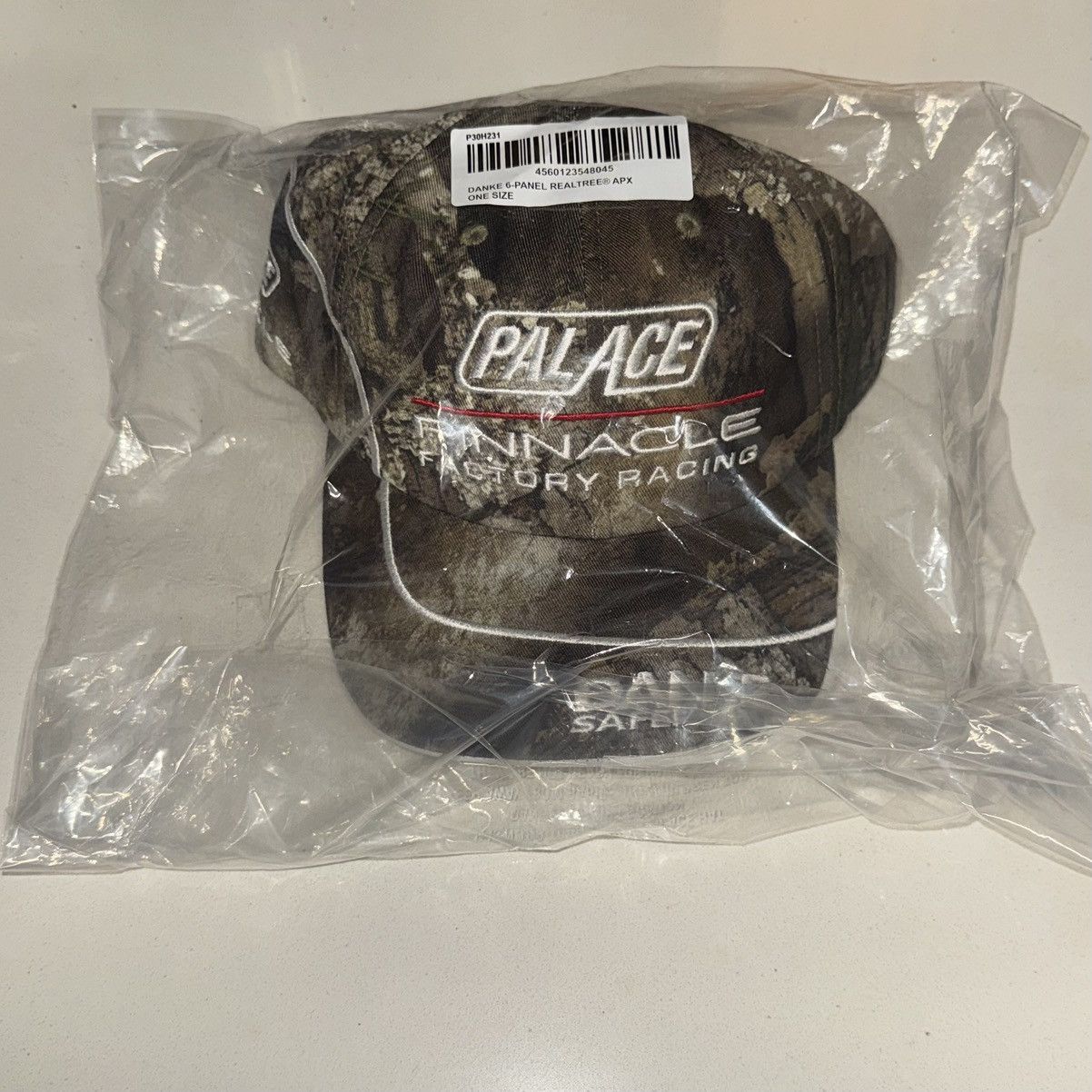 Palace DANKE 6-PANEL REALTREE APX HAT Size ONE SIZE - 2 Thumbnail