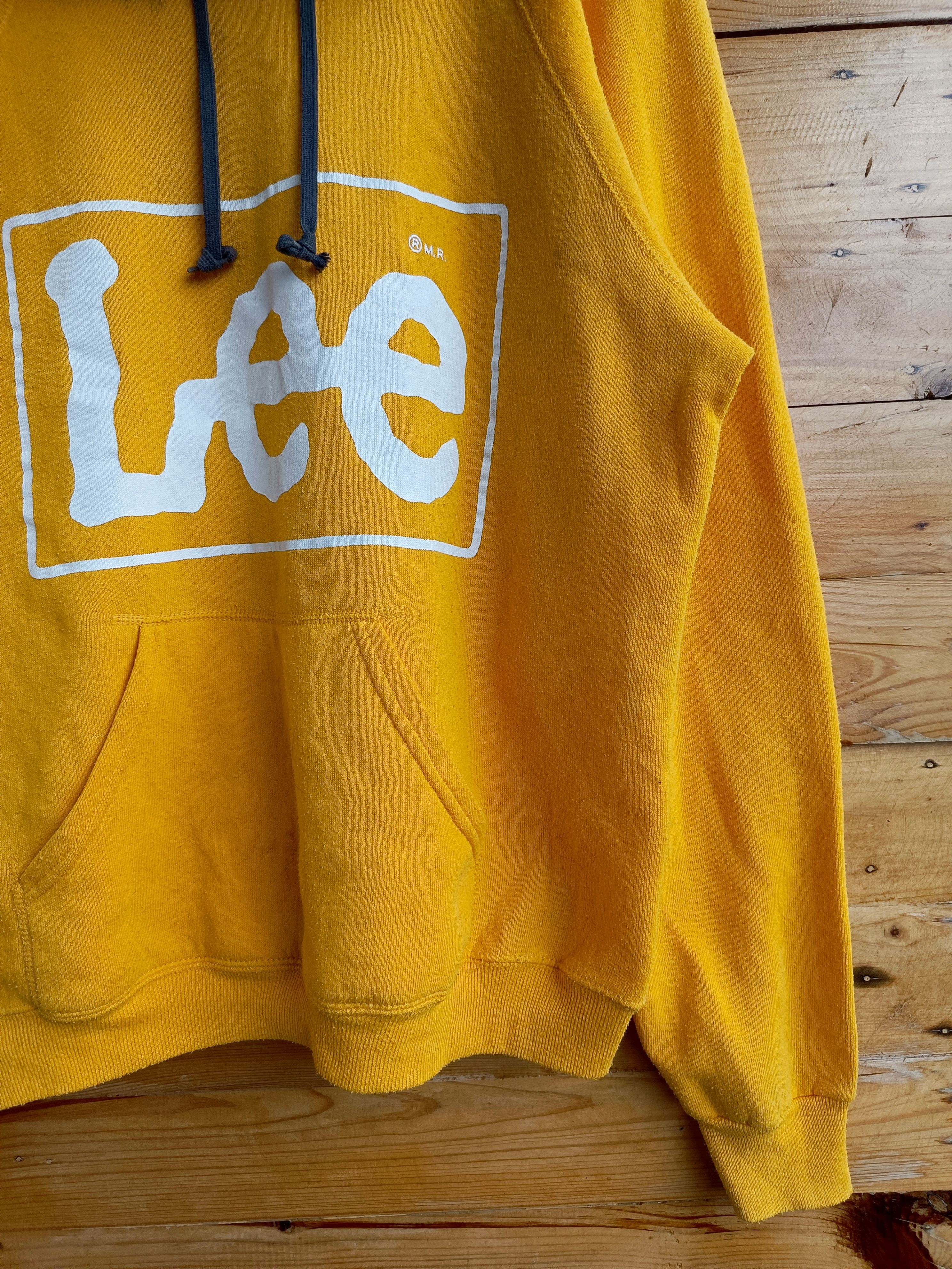 Vintage 90's Lee 50:50 Yellow Fur Hoodie Size US L / EU 52-54 / 3 - 6 Thumbnail