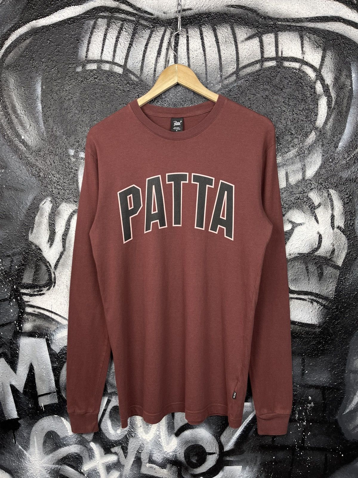Patta Patta Curve Logo Long Sleeve T-Shirt Men’s Size S Size US S / EU 44-46 / 1 - 2 Thumbnail