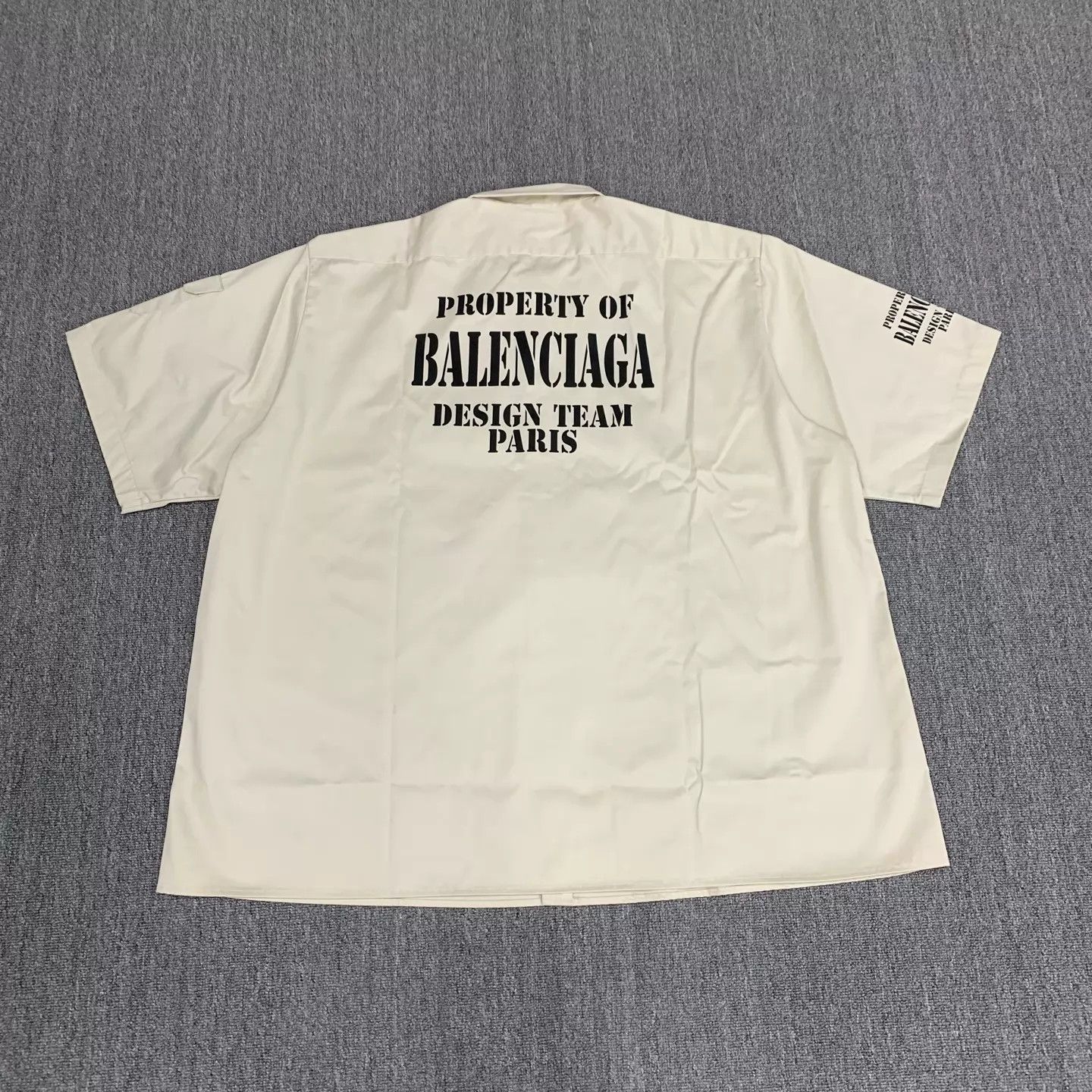Balenciaga Balenciaga White Logo Short Sleeve Shirt 3 98 New Size US L / EU 52-54 / 3 - 2 Thumbnail