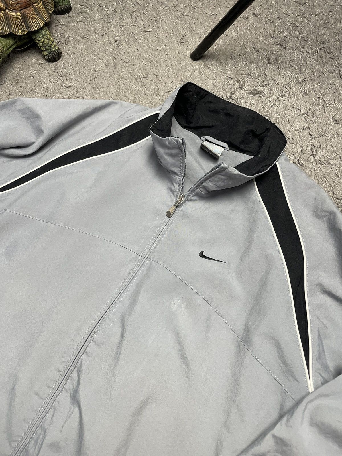 Nike Vintage Nike Small Logo Swoosh Track Jacket M Size US M / EU 48-50 / 2 - 3 Thumbnail