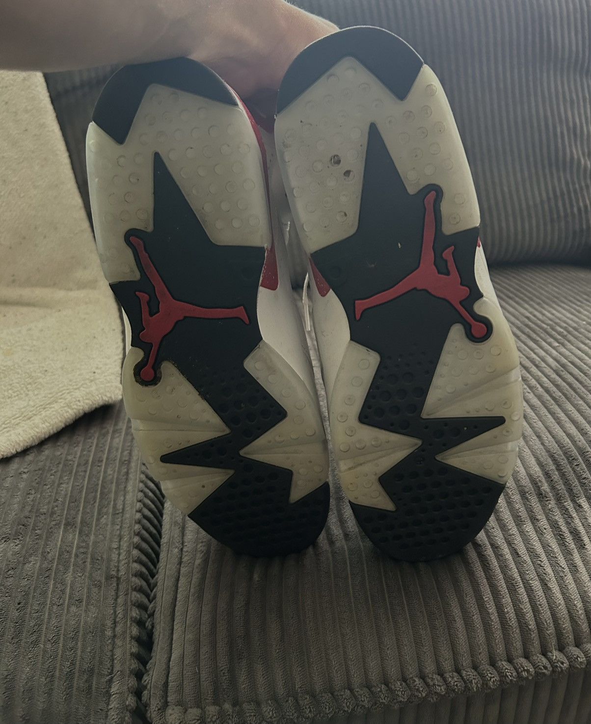 Jordan Brand Jordan 6 “Red Oreo” Size US 12 / EU 45 - 6 Thumbnail